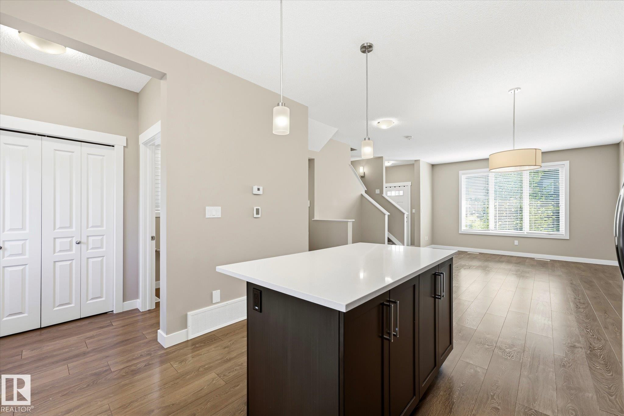 2016 Cavanagh Drive Sw, Edmonton, AB - Indoor Photo Showing Other Room