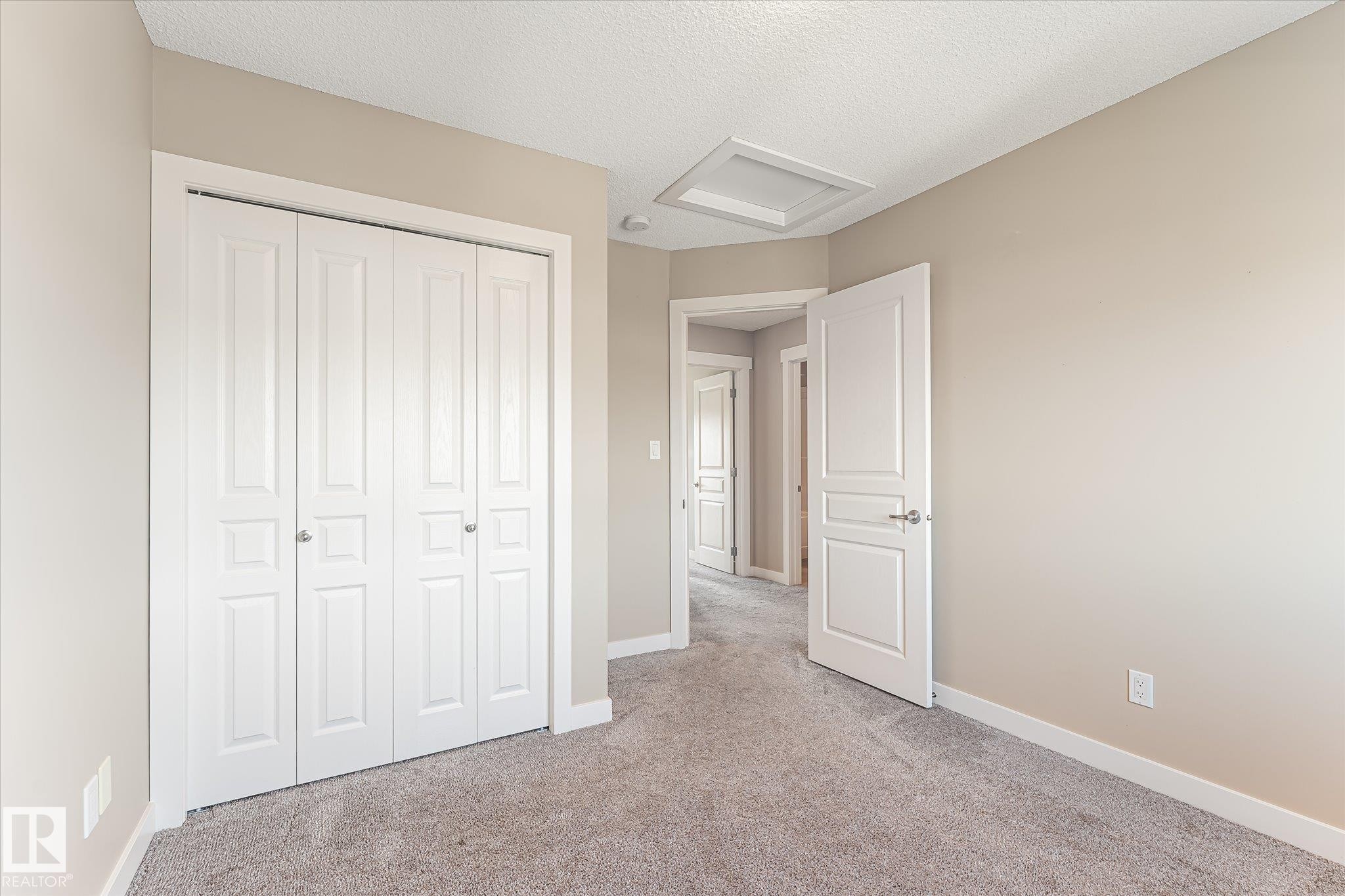 2016 Cavanagh Drive Sw, Edmonton, AB - Indoor