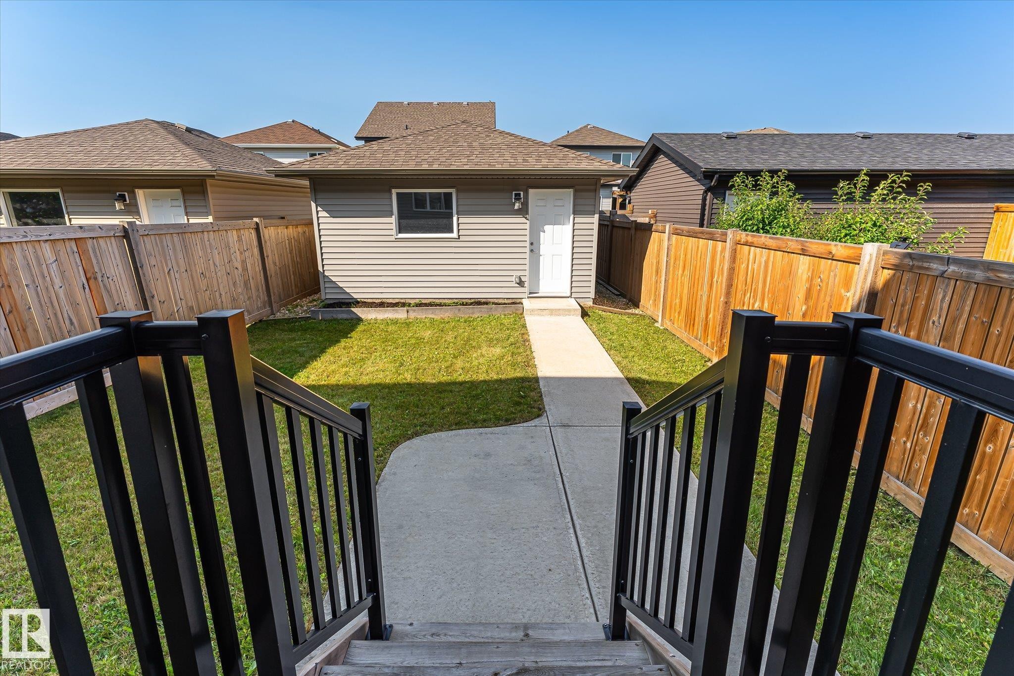 2016 Cavanagh Drive Sw, Edmonton, AB - Outdoor With Exterior