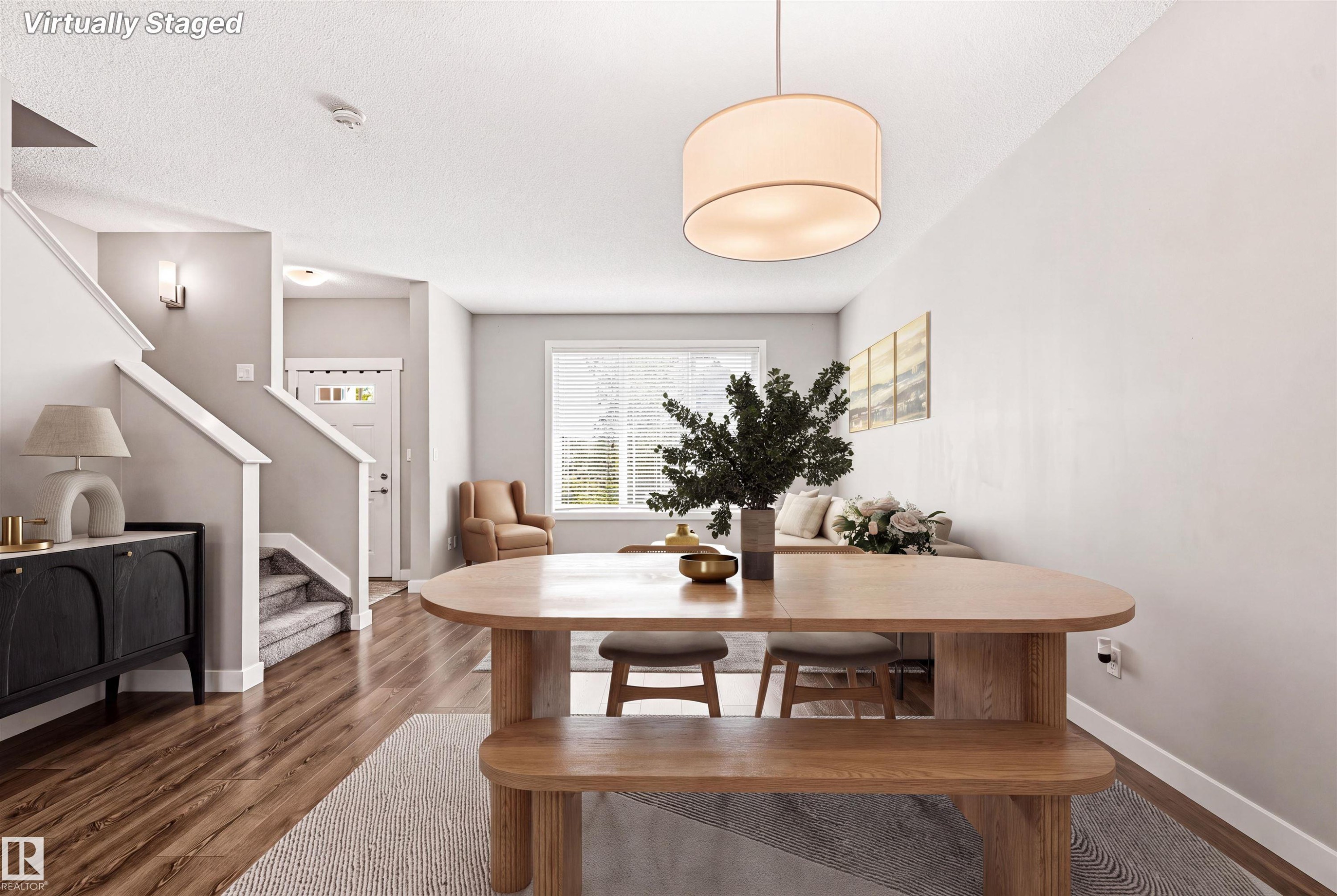 2016 Cavanagh Drive Sw, Edmonton, AB - Indoor Photo Showing Dining Room