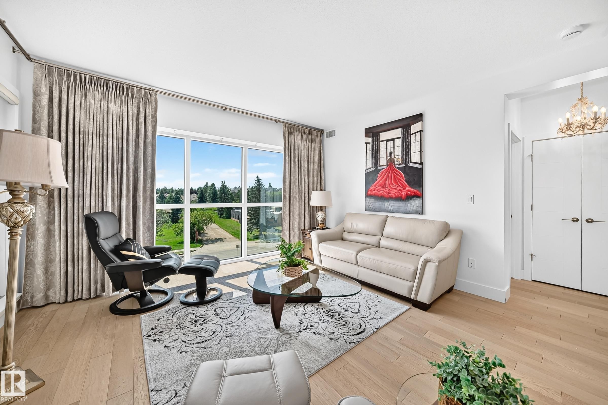 #507 200 Bellerose Dr, St. Albert, AB - Indoor Photo Showing Living Room