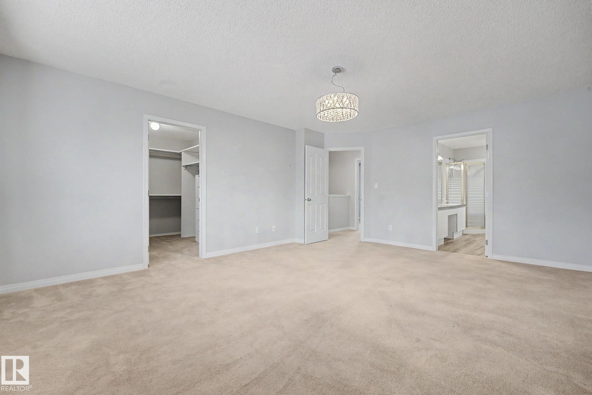 #7 10 Devon Cl, St. Albert, AB - Indoor Photo Showing Other Room