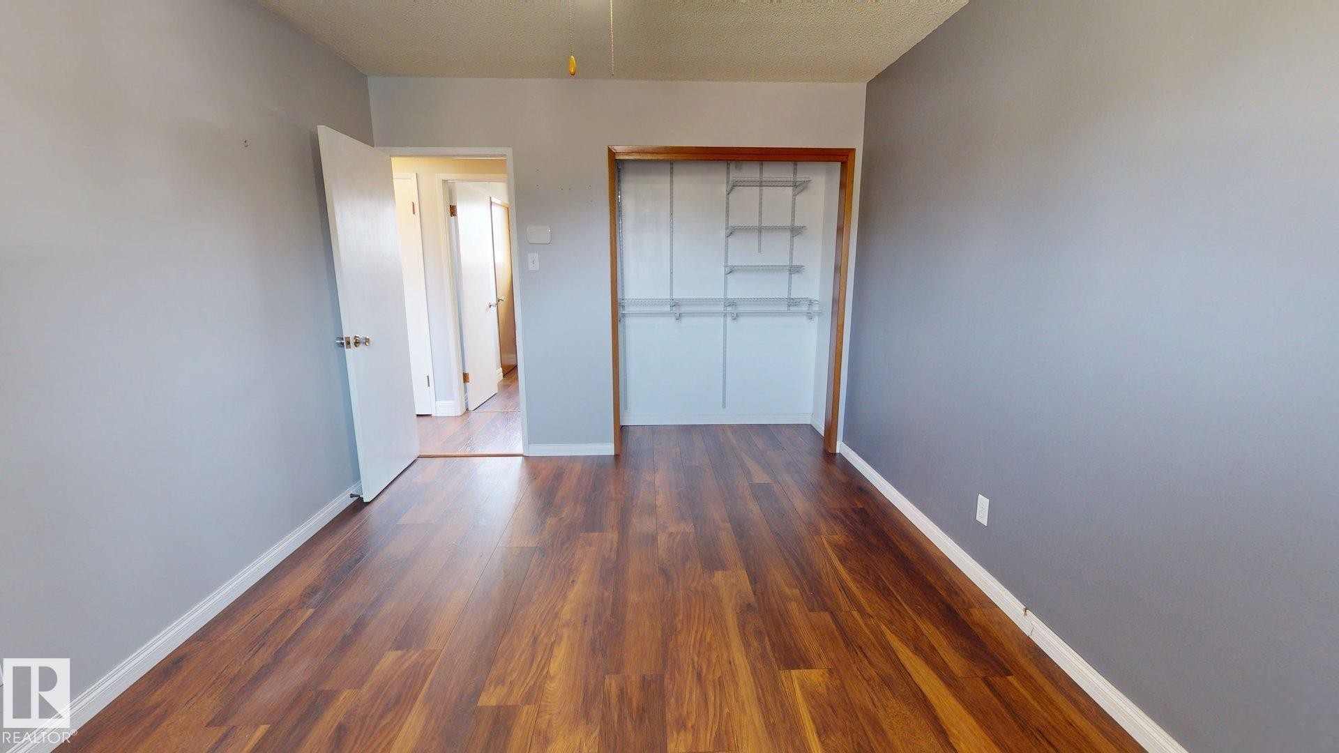 10661 152 Street Nw, Edmonton, AB - Indoor Photo Showing Other Room