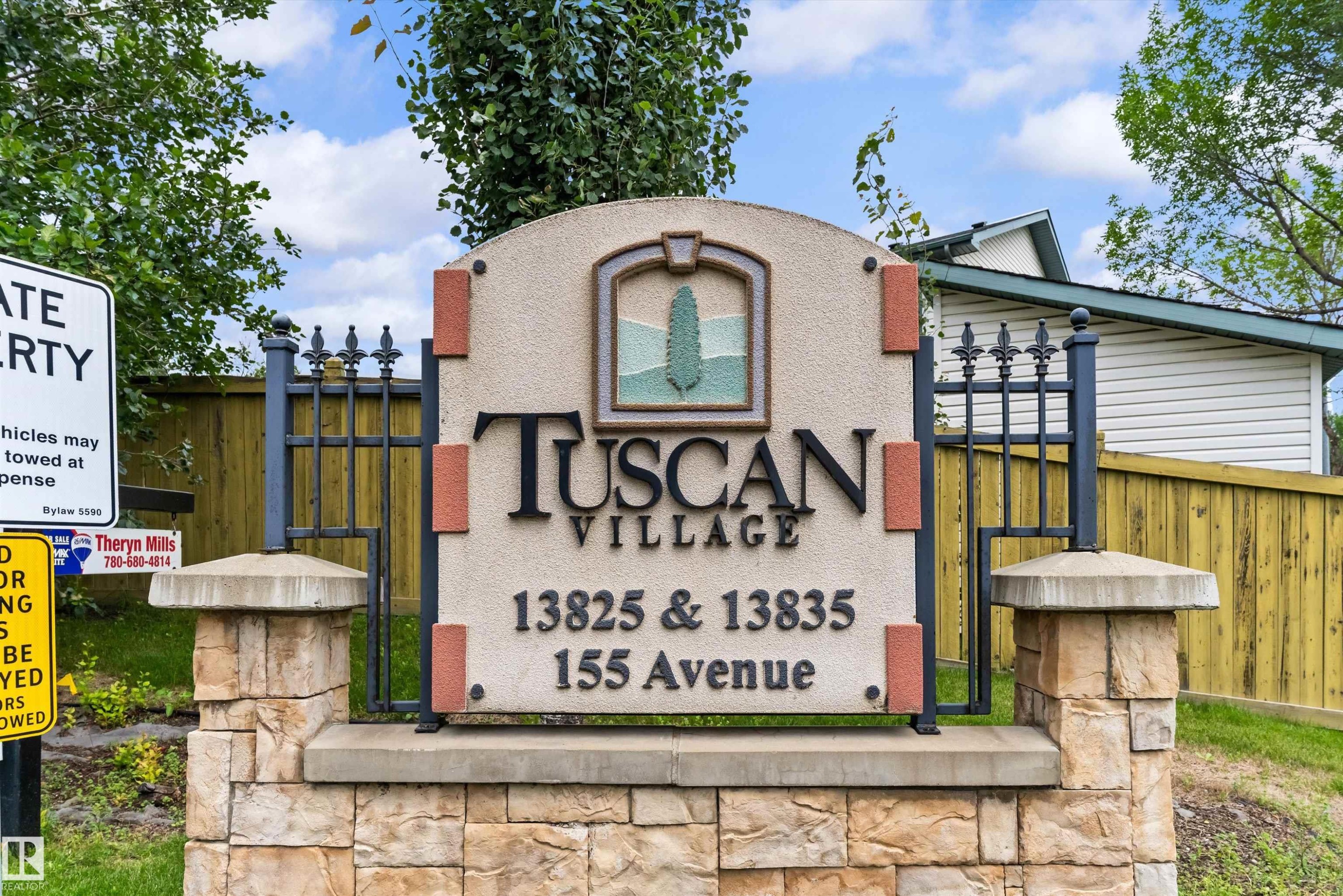 #7 13825 155 Av Nw, Edmonton, AB - Outdoor