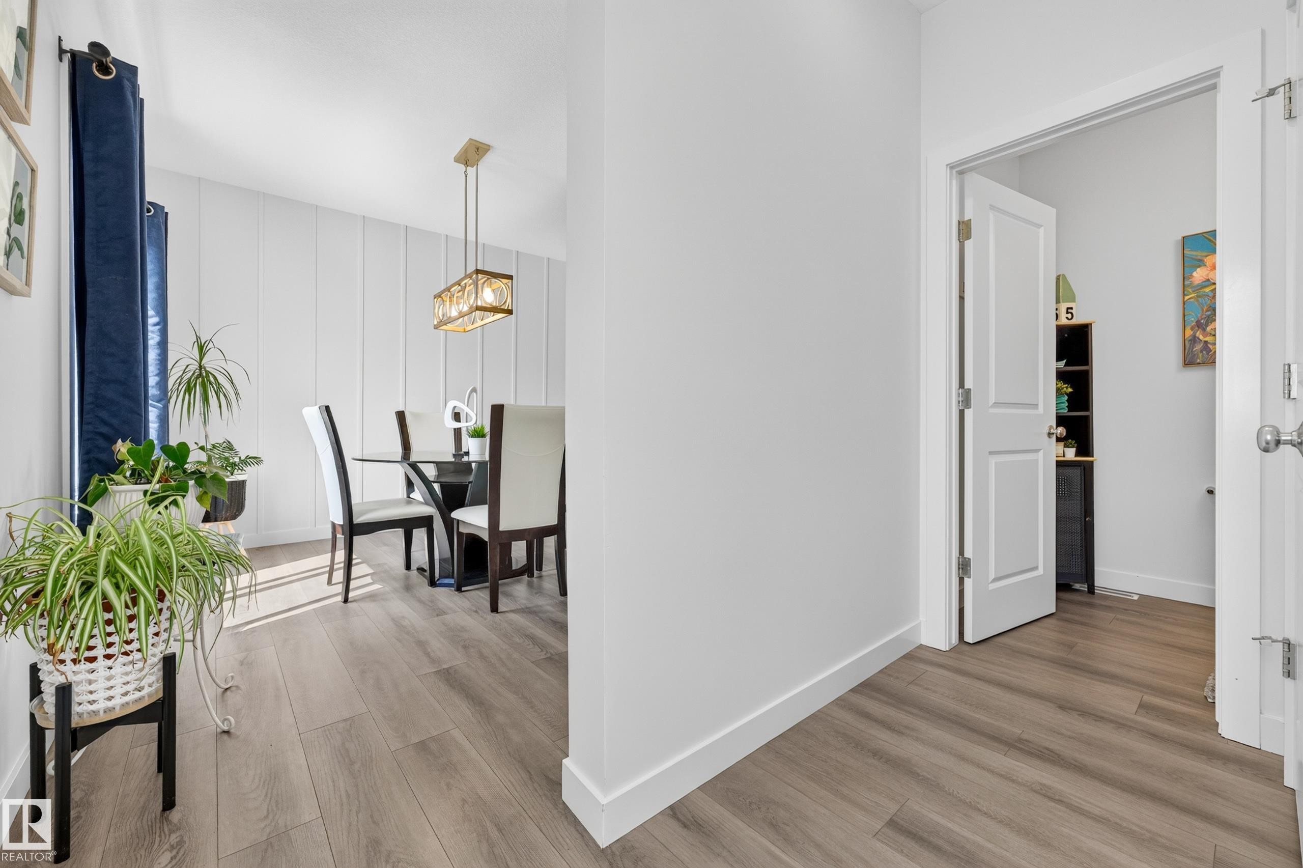 350 Jensen Lakes Boulevard, St. Albert, AB - Indoor Photo Showing Other Room