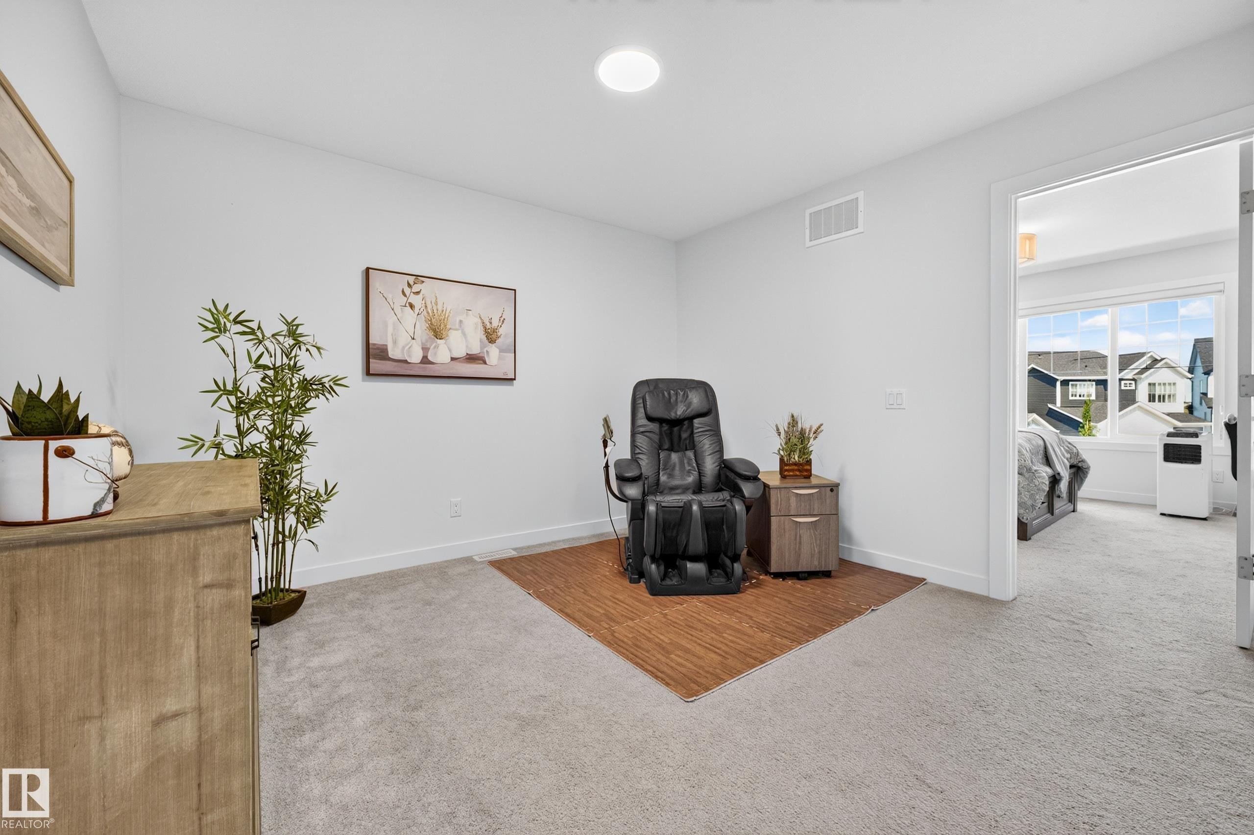350 Jensen Lakes Boulevard, St. Albert, AB - Indoor