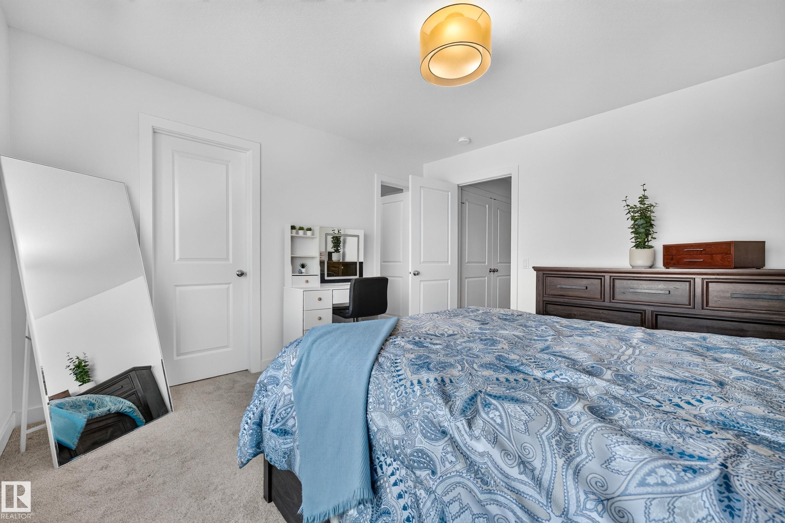 350 Jensen Lakes Boulevard, St. Albert, AB - Indoor Photo Showing Bedroom