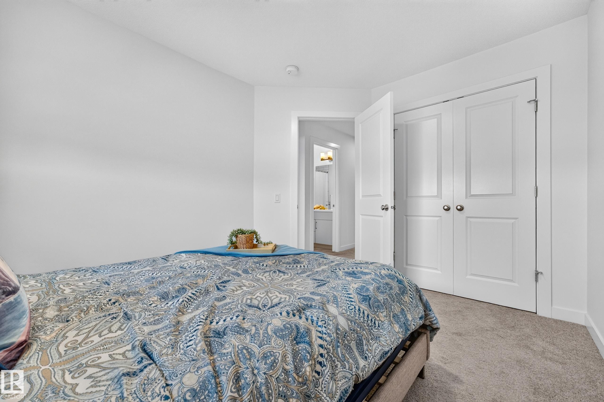 350 Jensen Lakes Boulevard, St. Albert, AB - Indoor Photo Showing Bedroom