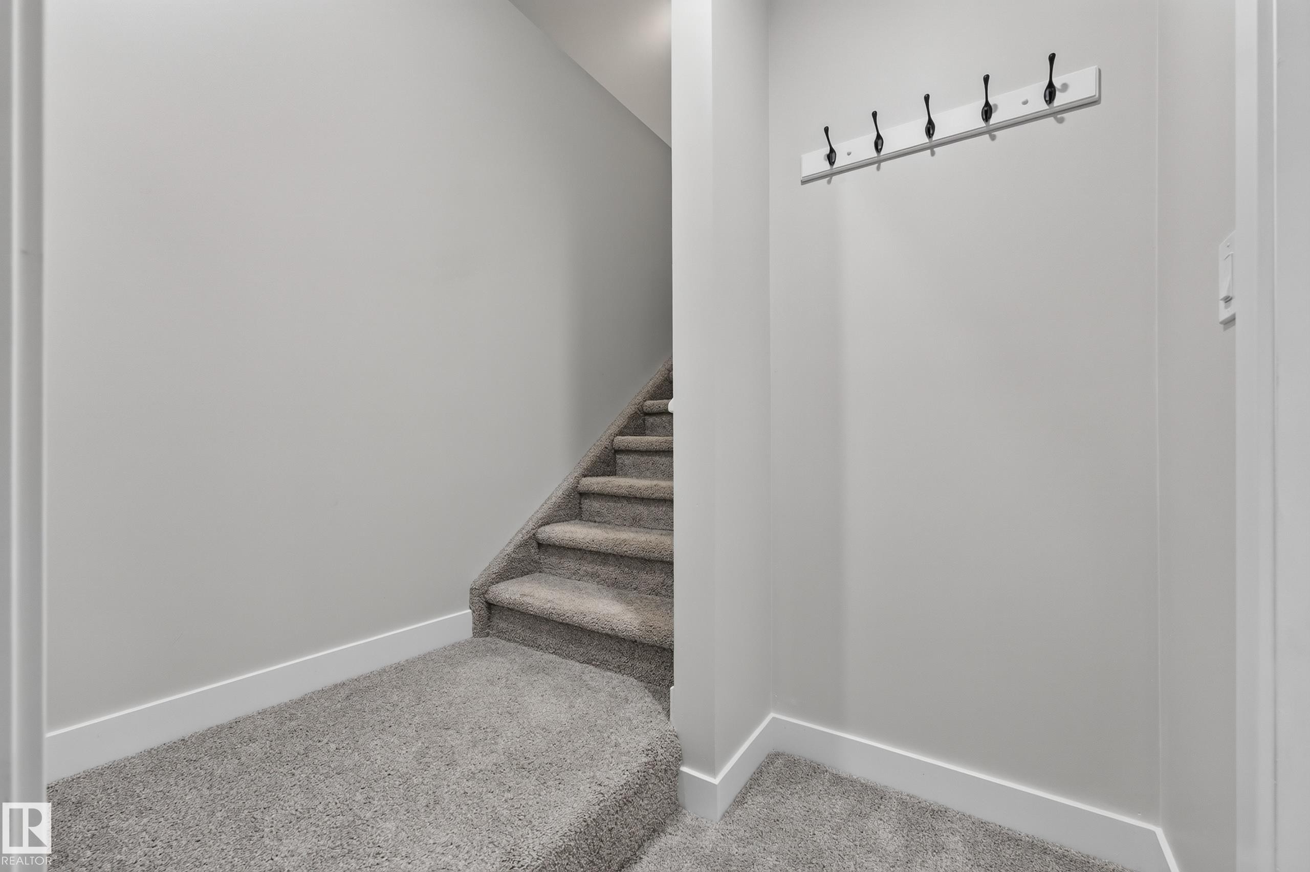 350 Jensen Lakes Boulevard, St. Albert, AB - Indoor Photo Showing Other Room