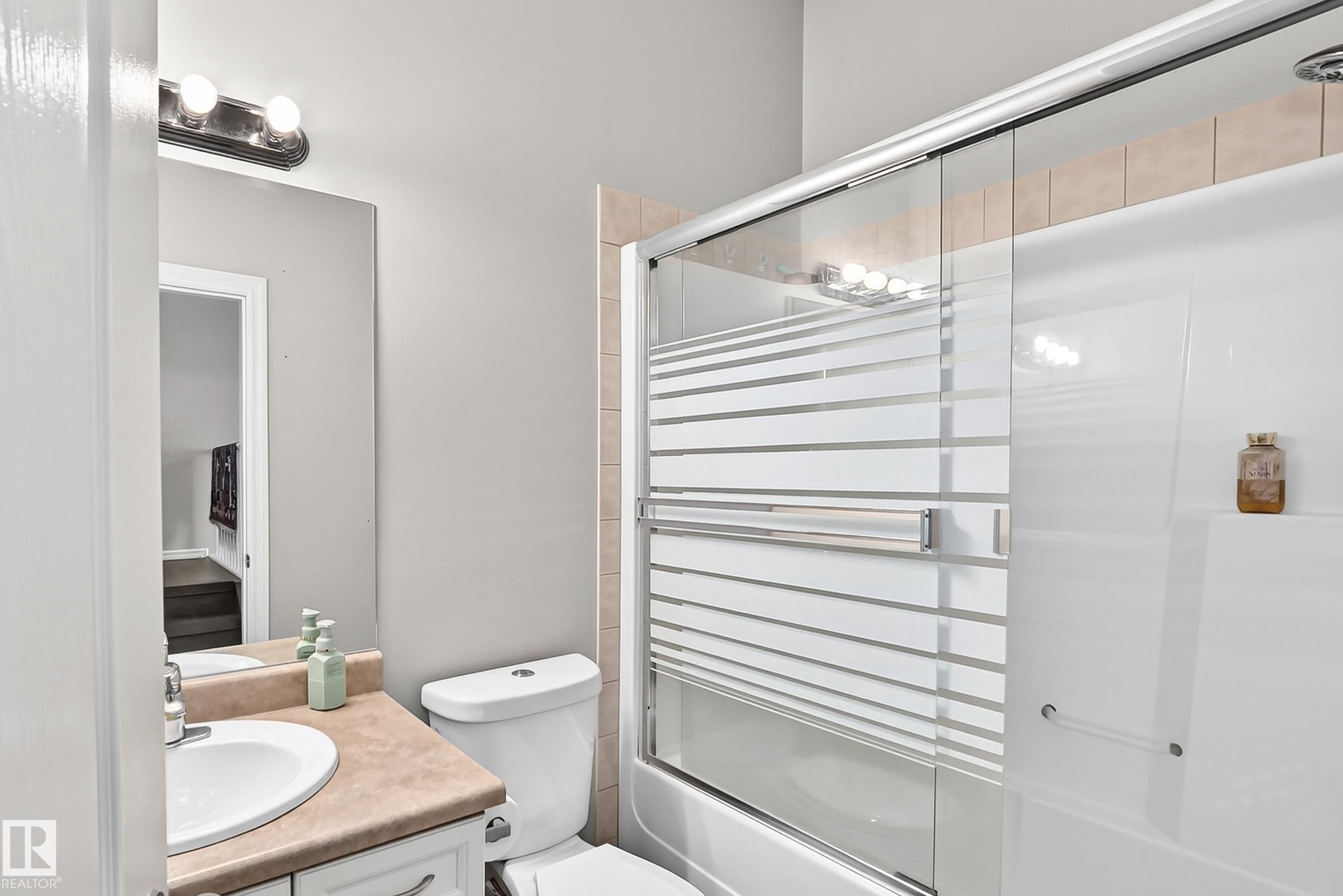 17803 89 Street Nw, Edmonton, AB - Indoor Photo Showing Bathroom