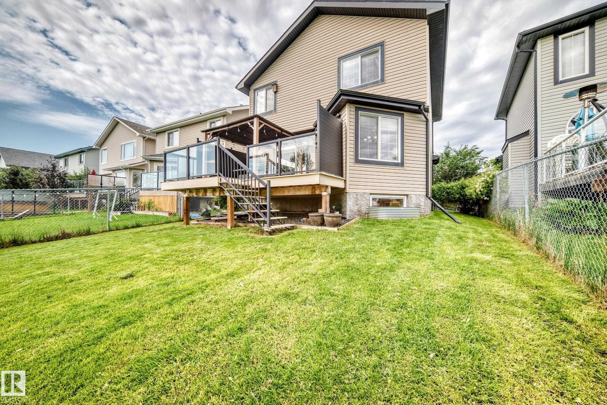 17803 89 Street Nw, Edmonton, AB - Outdoor With Deck Patio Veranda