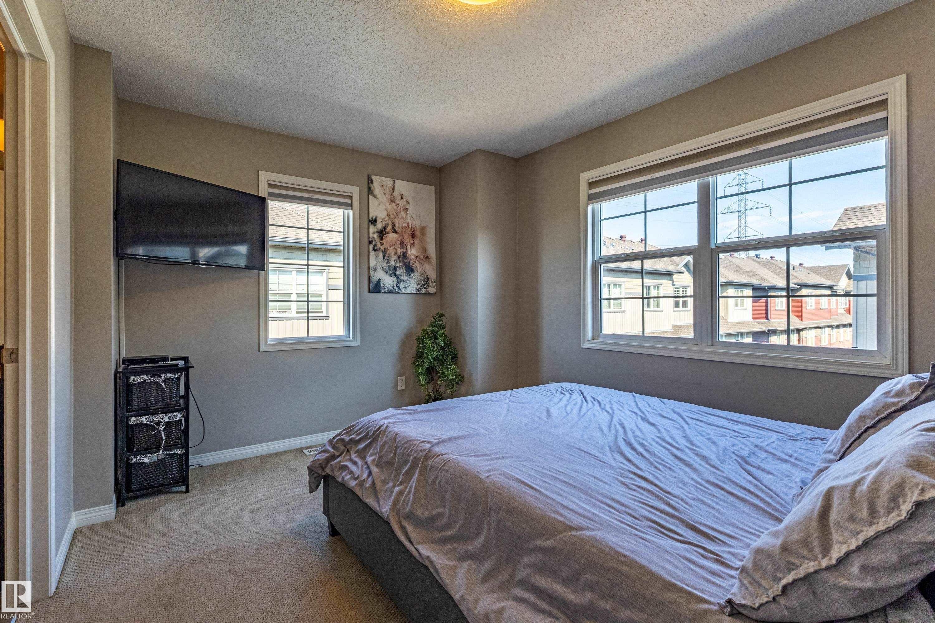 #54 4029 Orchards Dr Sw, Edmonton, AB - Indoor Photo Showing Bedroom