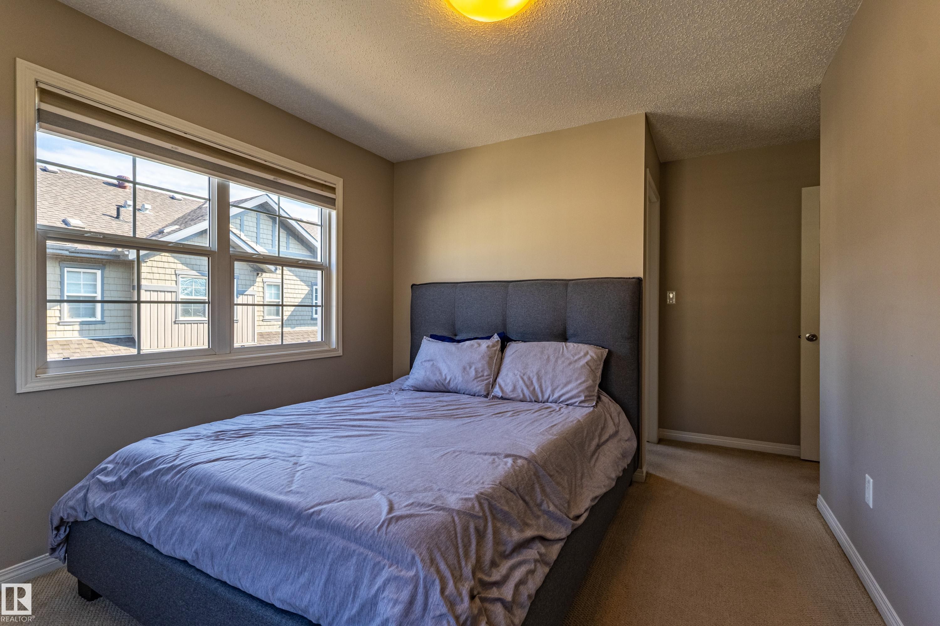 #54 4029 Orchards Dr Sw, Edmonton, AB - Indoor Photo Showing Bedroom