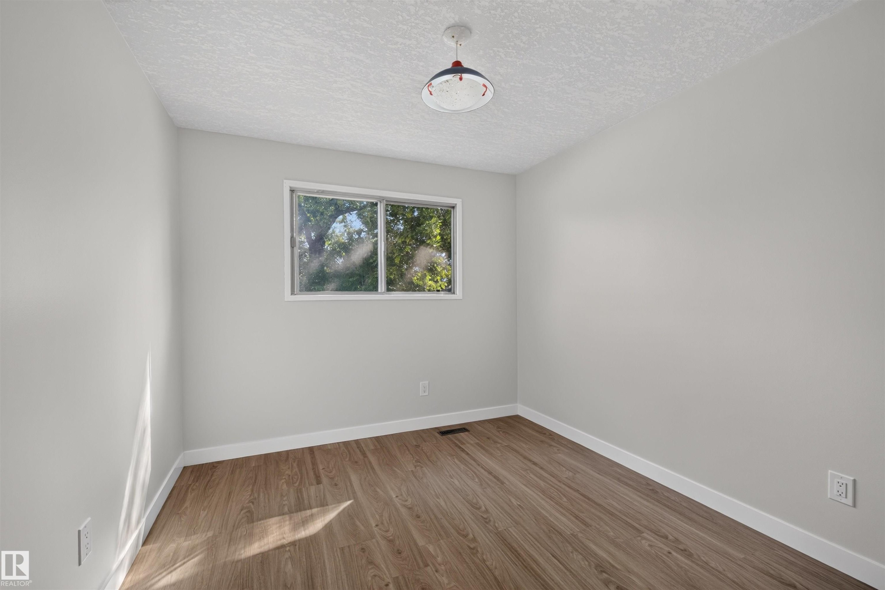 59 Granville Crescent, Sherwood Park, AB - Indoor Photo Showing Other Room