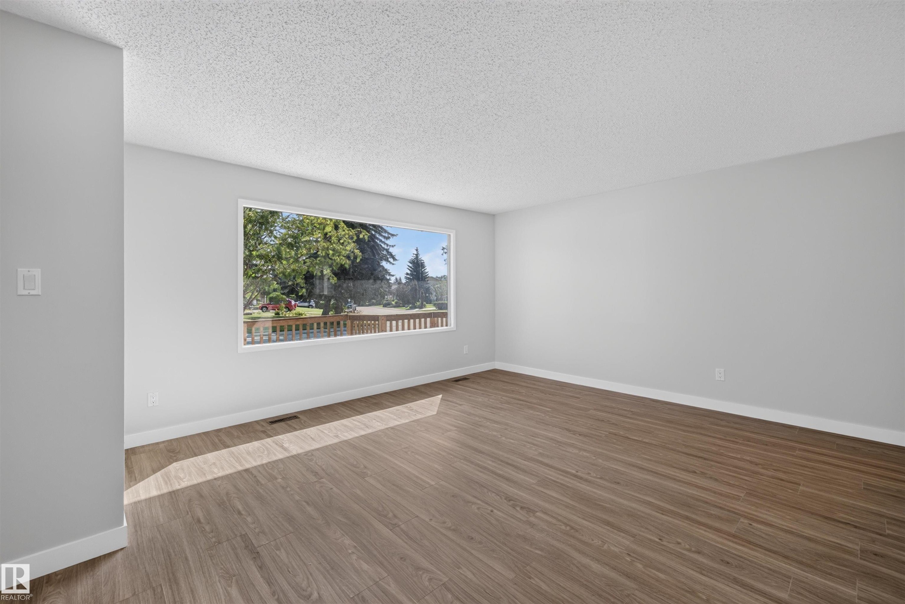 59 Granville Crescent, Sherwood Park, AB - Indoor