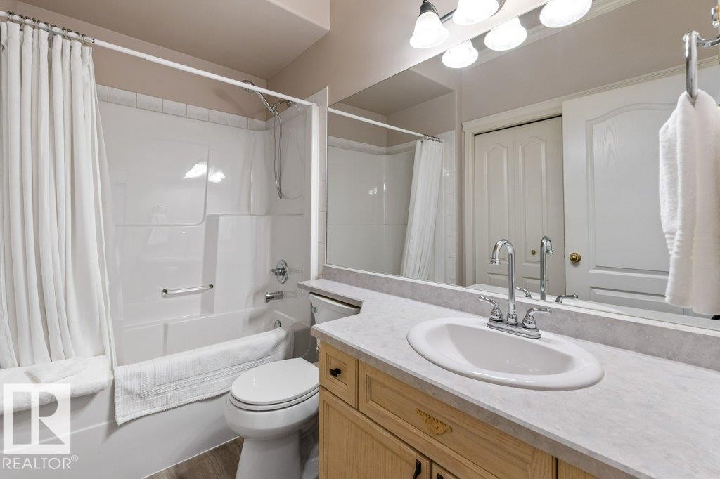 #27 170 Kingswood Bv, St. Albert, AB - Indoor Photo Showing Bathroom