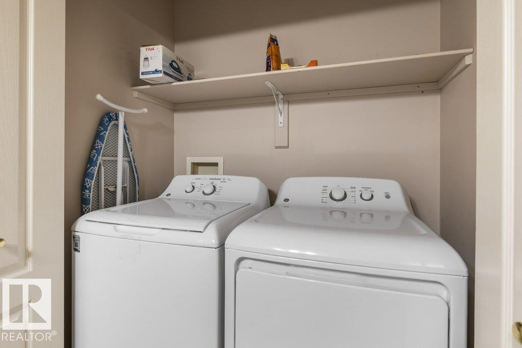 #27 170 Kingswood Bv, St. Albert, AB - Indoor Photo Showing Laundry Room