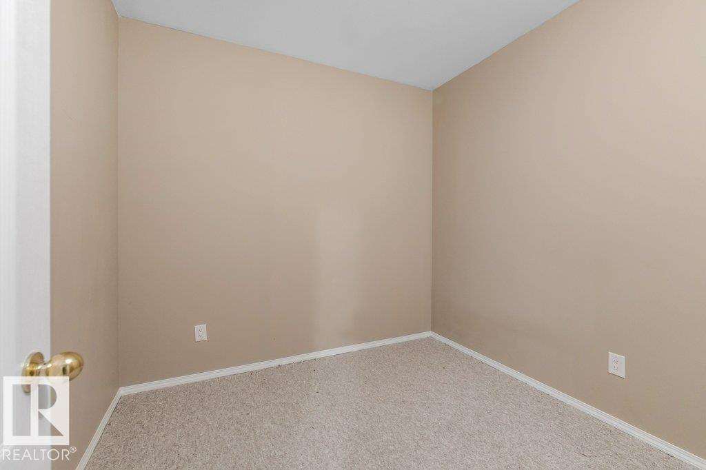 #27 170 Kingswood Bv, St. Albert, AB - Indoor Photo Showing Other Room