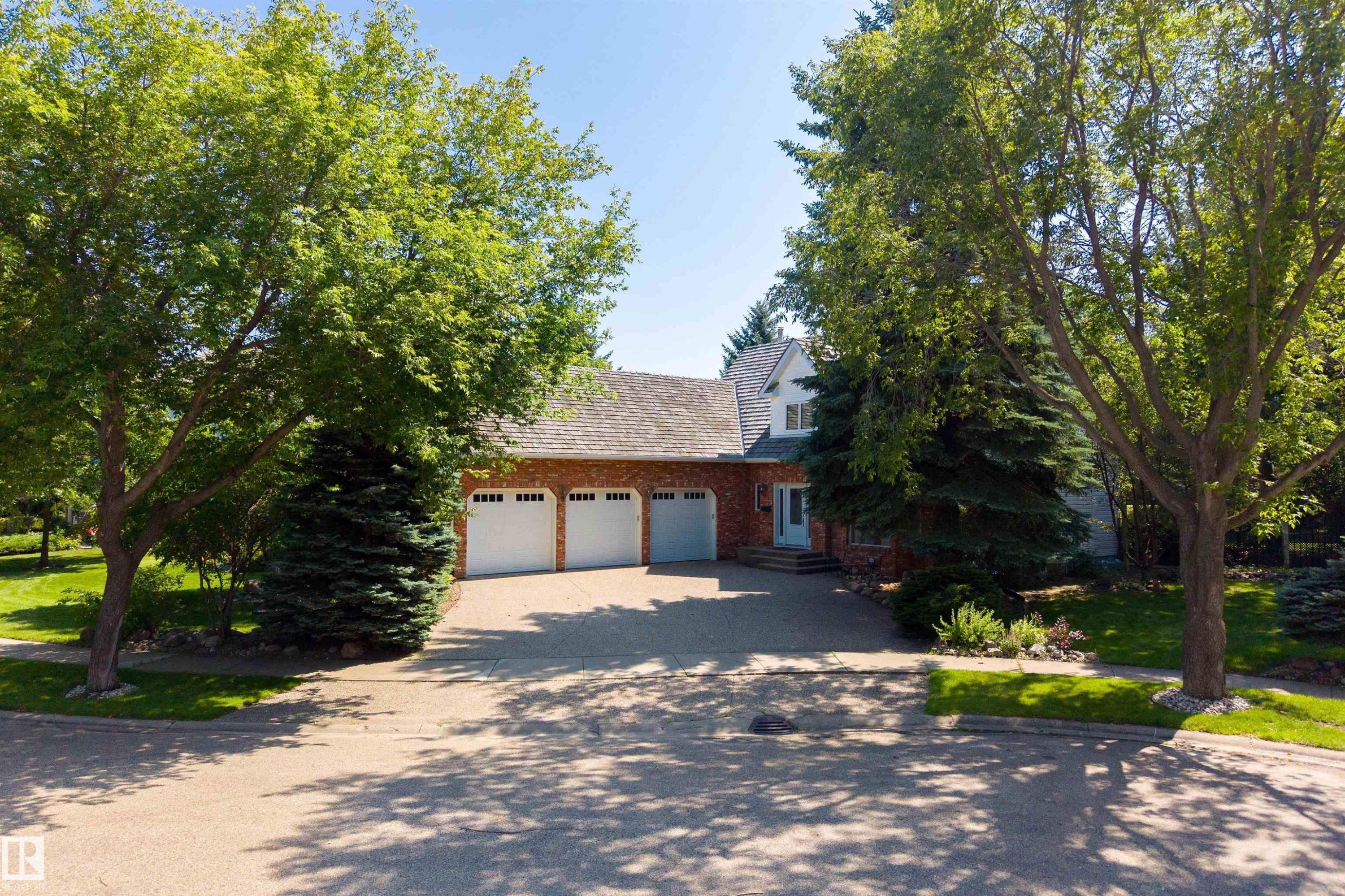 26 Eastbourne Close, St. Albert, AB - Outdoor