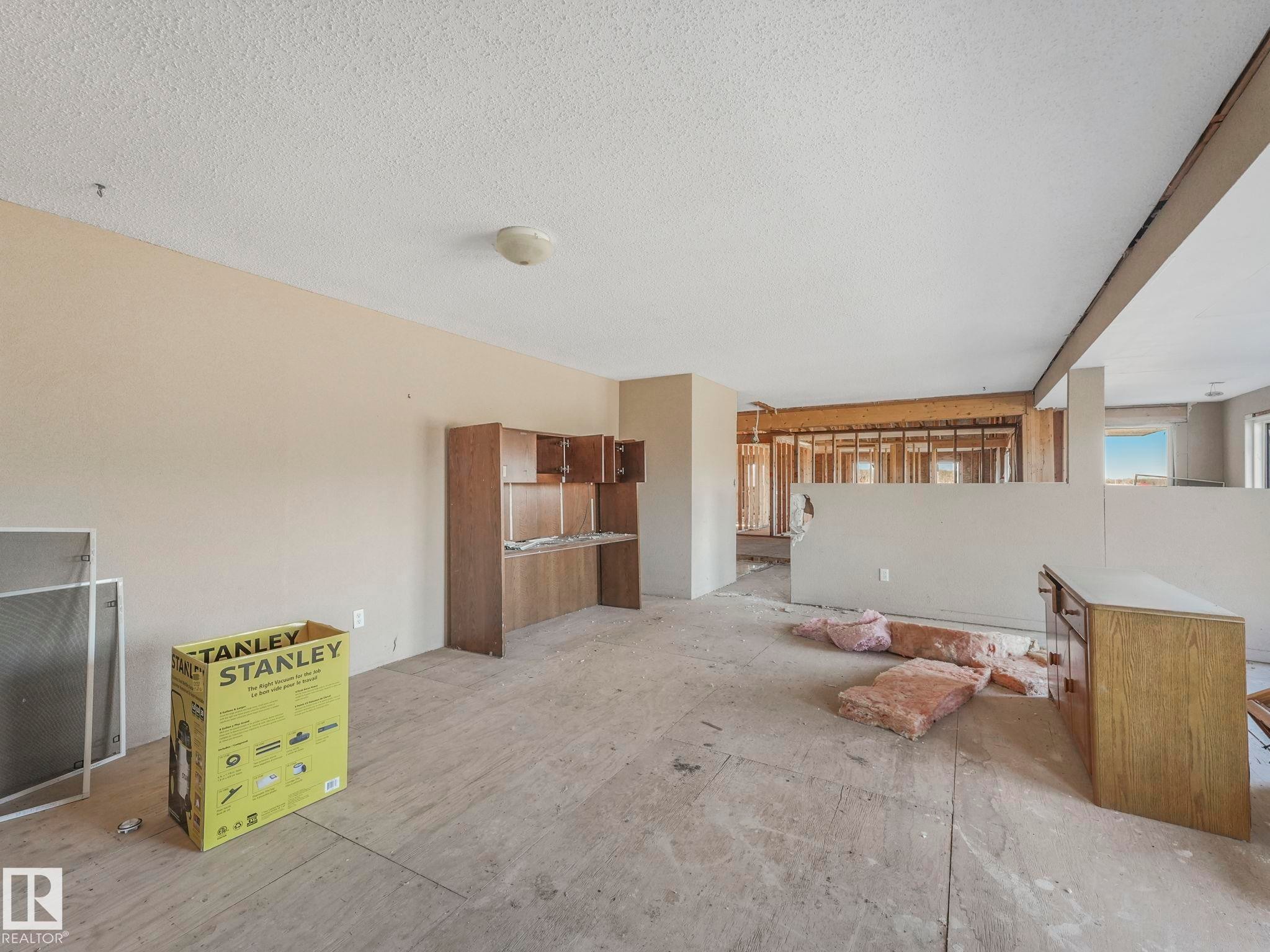 45011 Twp Rd 610, Rural Bonnyville M.D., AB - Indoor