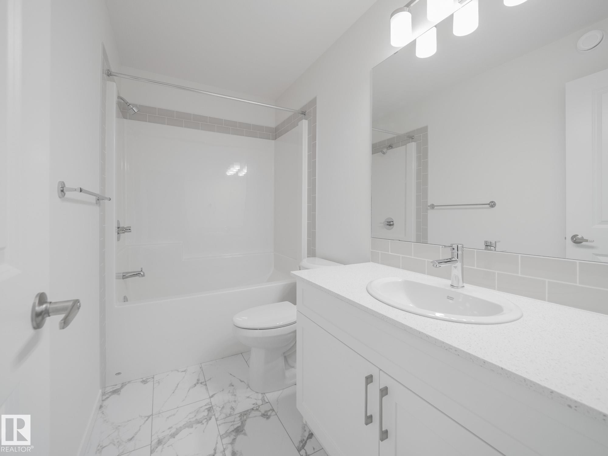 65 Rosa Crescent, St. Albert, AB - Indoor Photo Showing Bathroom