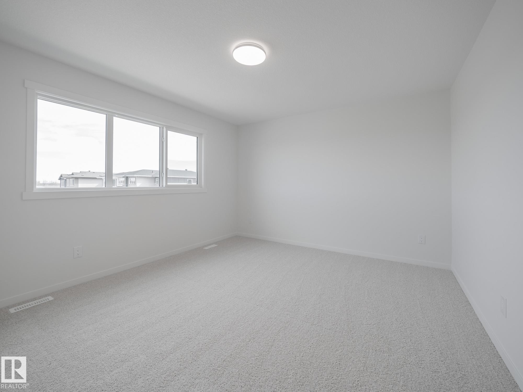 2020 194 Street Nw, Edmonton, AB - Indoor Photo Showing Other Room
