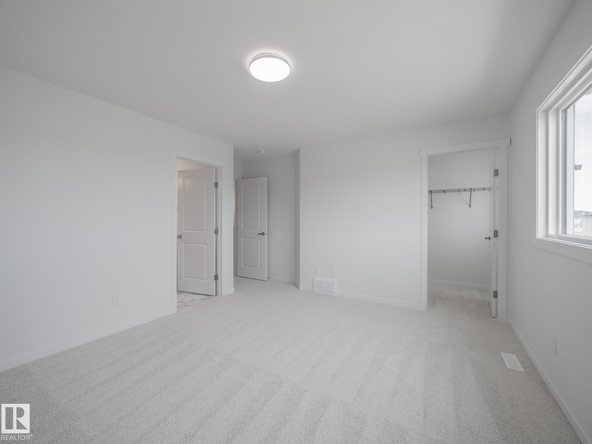 2020 194 Street Nw, Edmonton, AB - Indoor Photo Showing Other Room