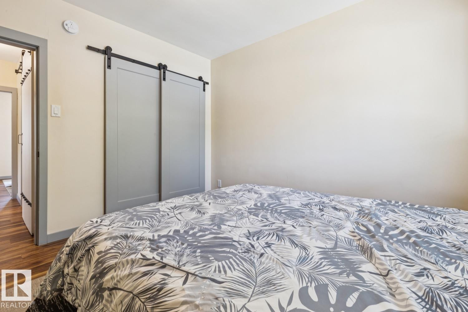 11625 83 Street Nw, Edmonton, AB - Indoor Photo Showing Bedroom