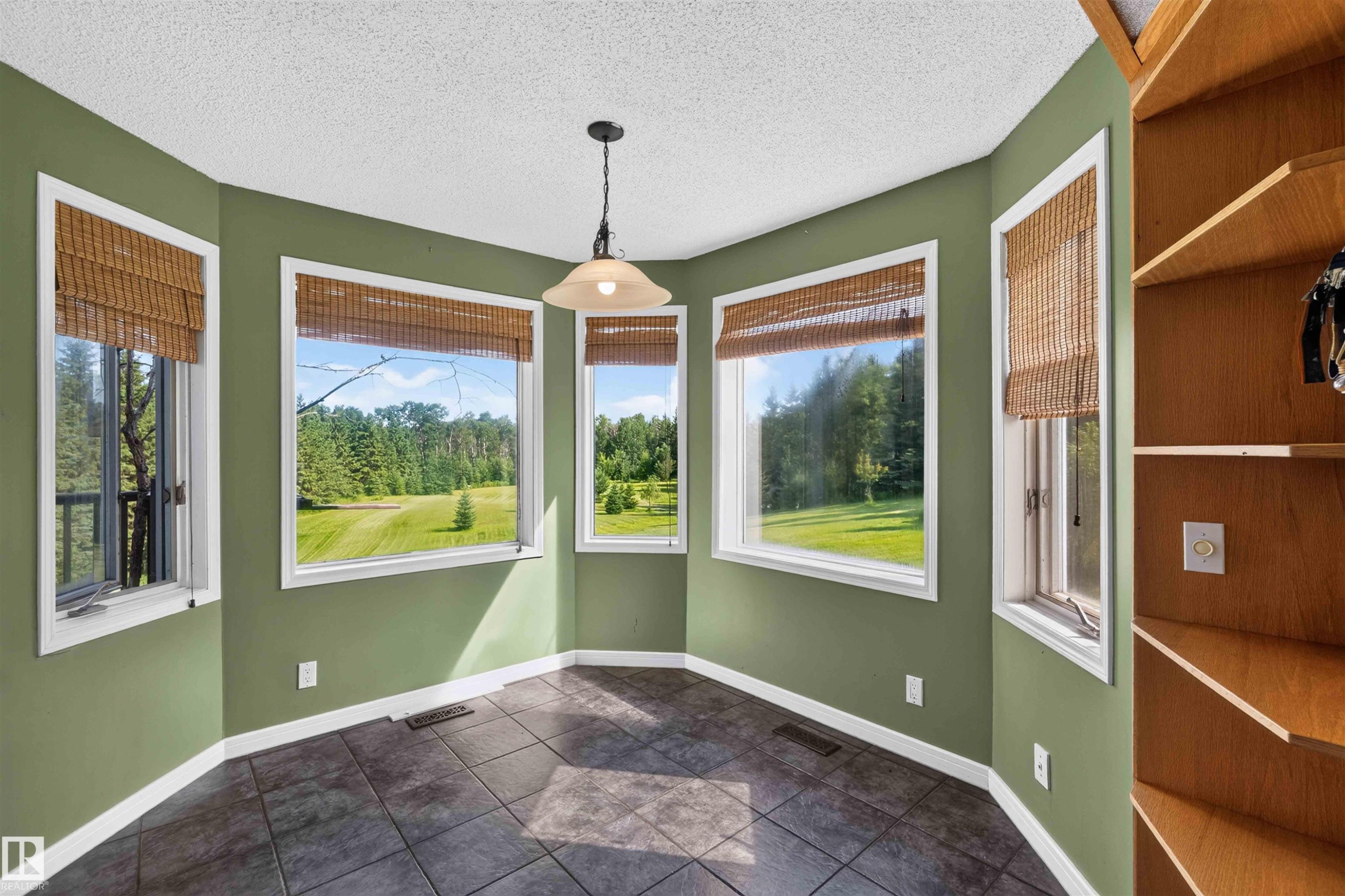 #35 53504 Rge Road 280, Rural Parkland County, AB - Indoor Photo Showing Other Room