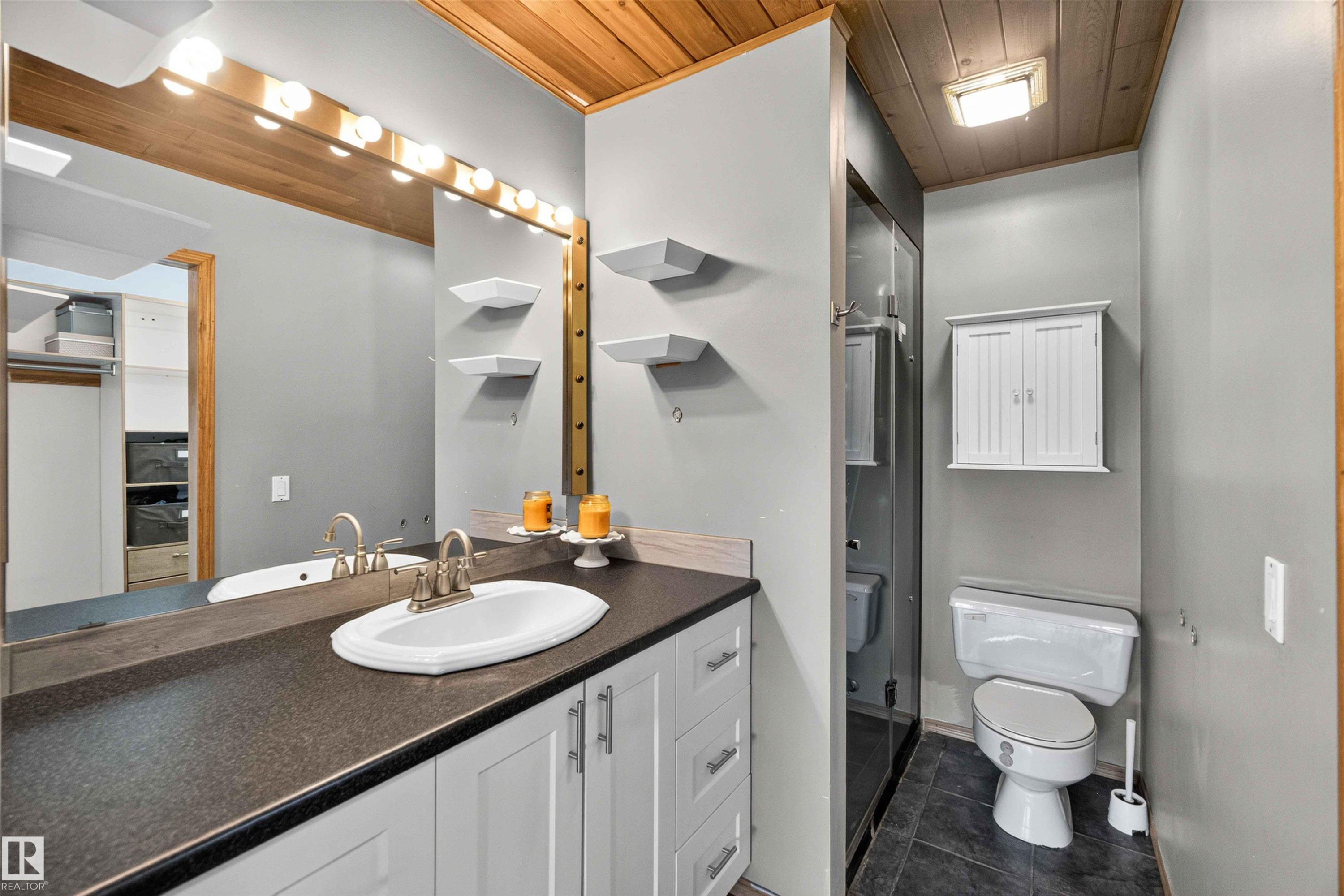 #35 53504 Rge Road 280, Rural Parkland County, AB - Indoor Photo Showing Bathroom