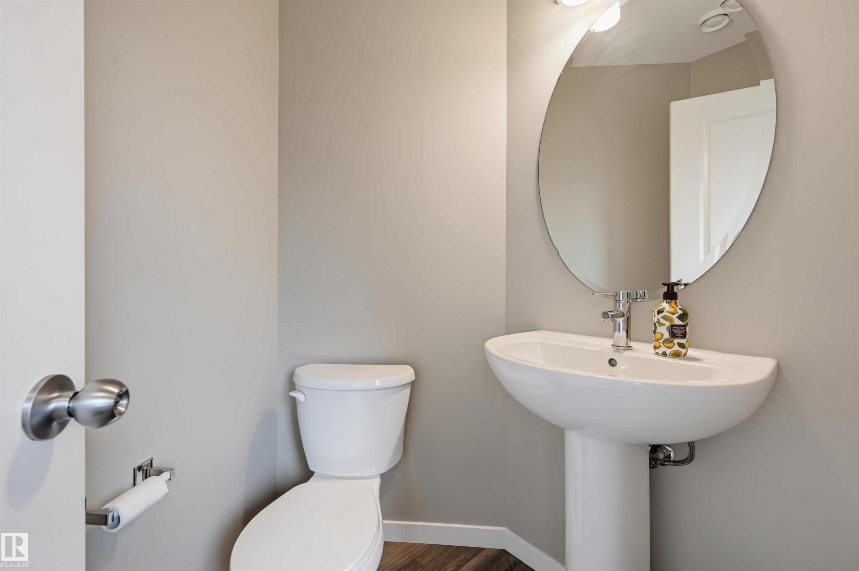 5175 Edgemont Boulevard Nw, Edmonton, AB - Indoor Photo Showing Bathroom