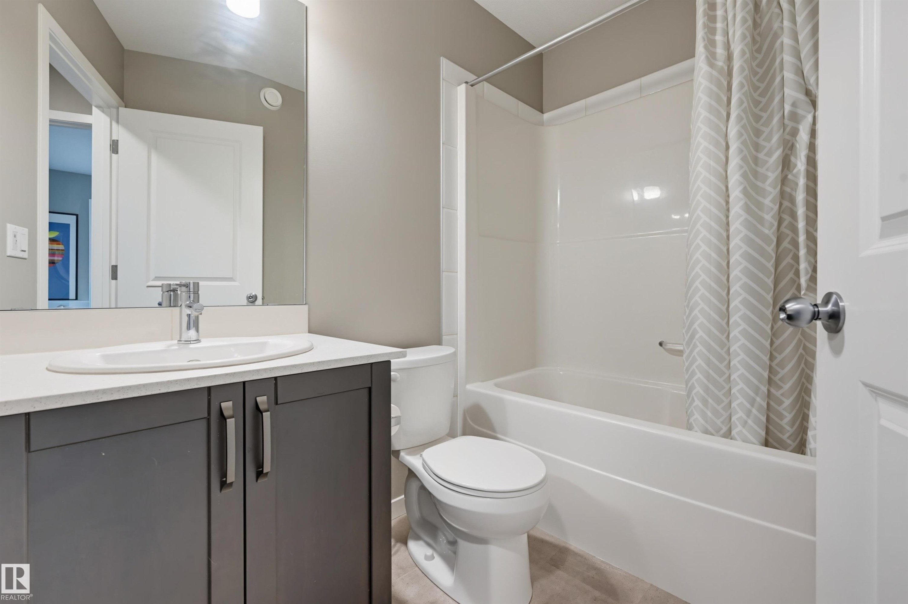 5175 Edgemont Boulevard Nw, Edmonton, AB - Indoor Photo Showing Bathroom