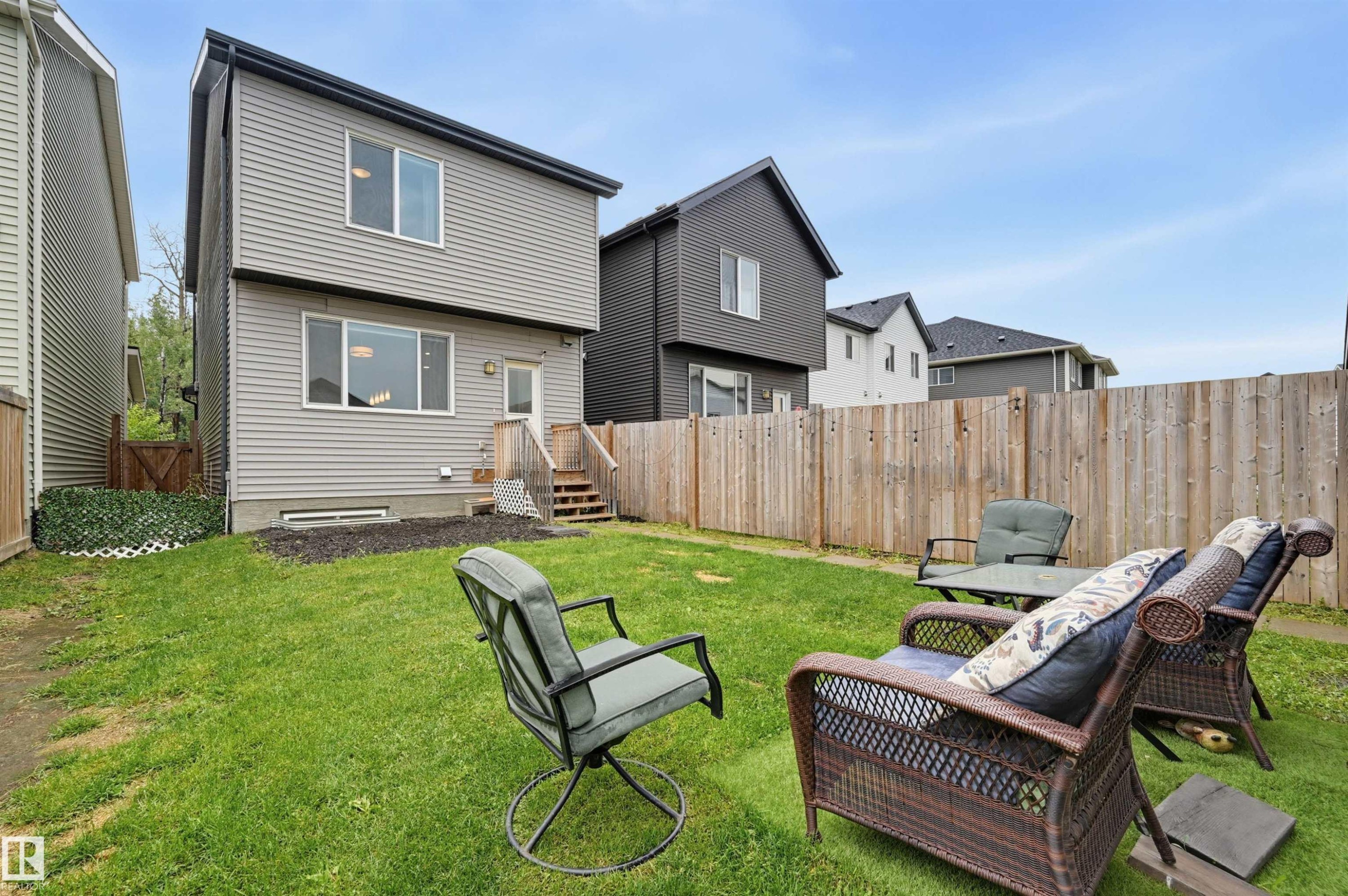 5175 Edgemont Boulevard Nw, Edmonton, AB - Outdoor