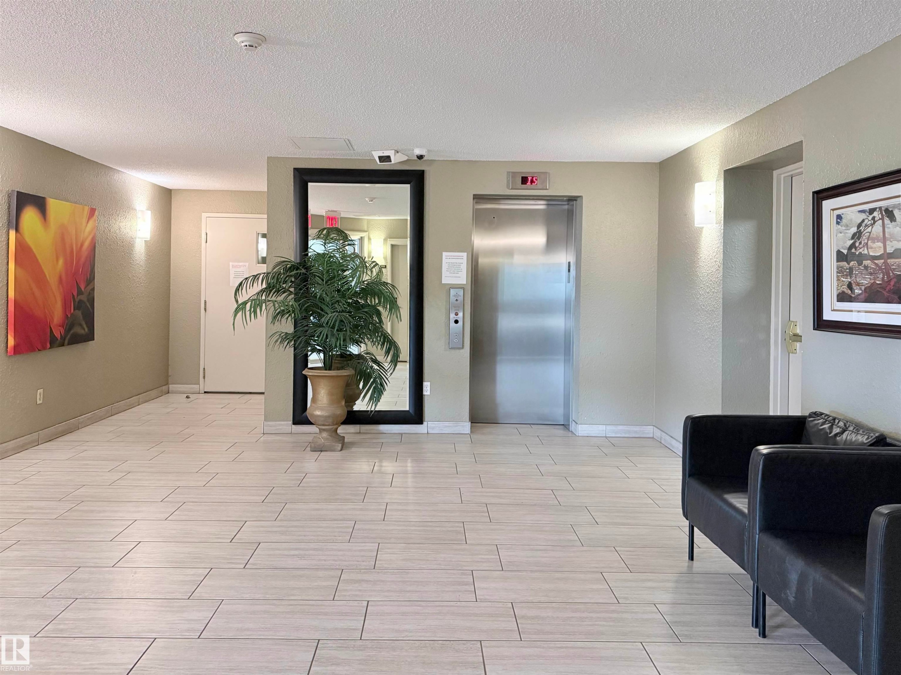 #403 3 Perron St, St. Albert, AB - Indoor Photo Showing Other Room
