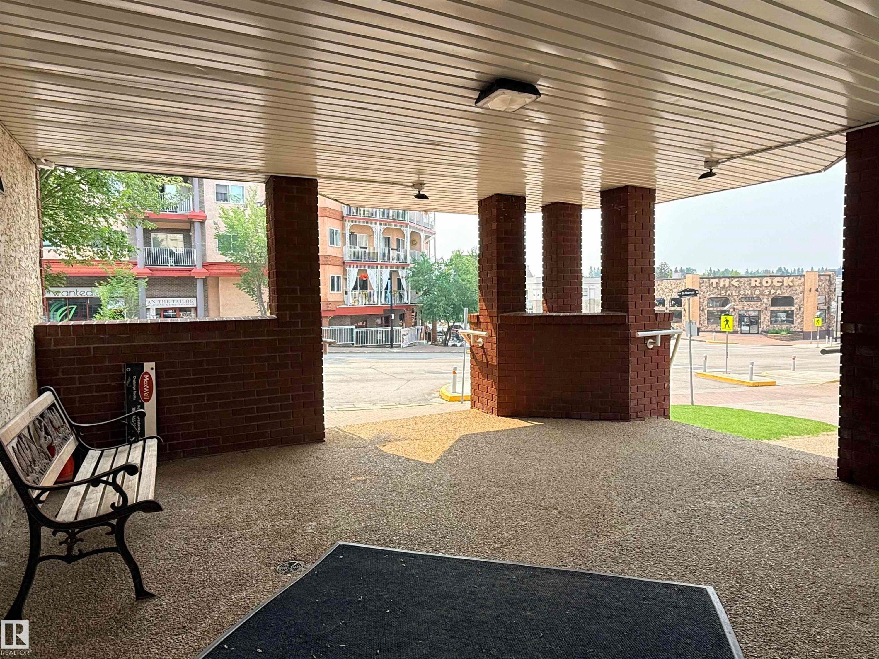 #403 3 Perron St, St. Albert, AB - Outdoor