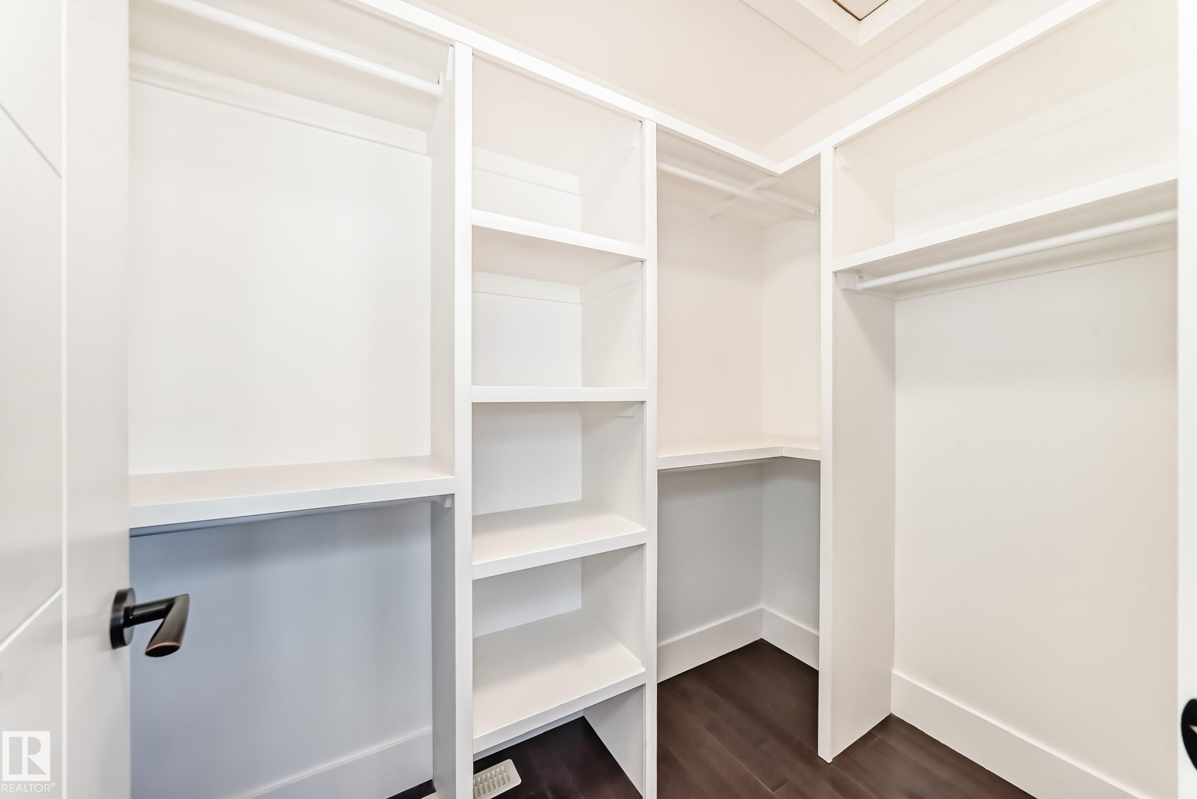10711 70 Avenue Nw, Edmonton, AB - Indoor With Storage