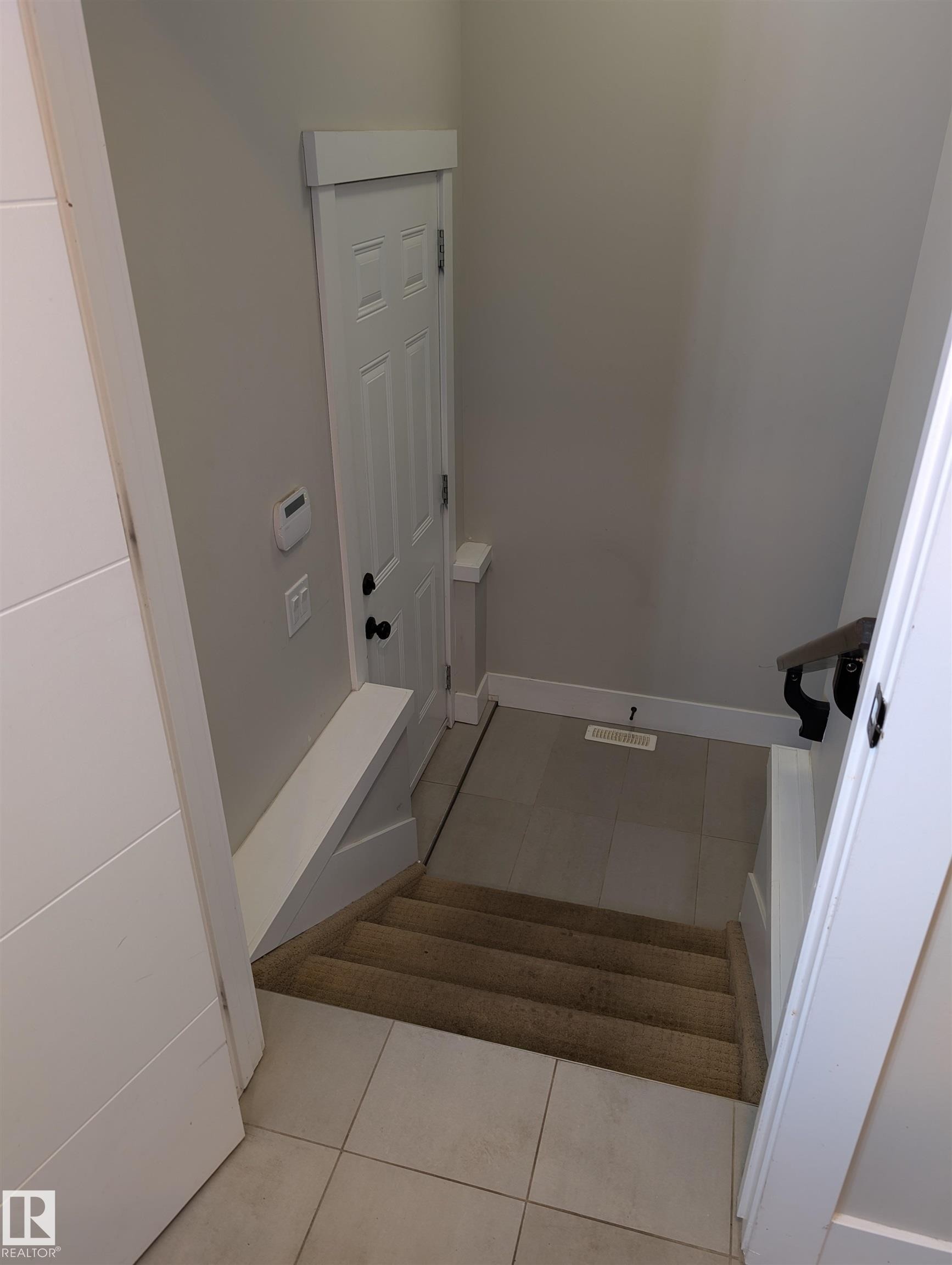 10711 70 Avenue Nw, Edmonton, AB - Indoor Photo Showing Other Room