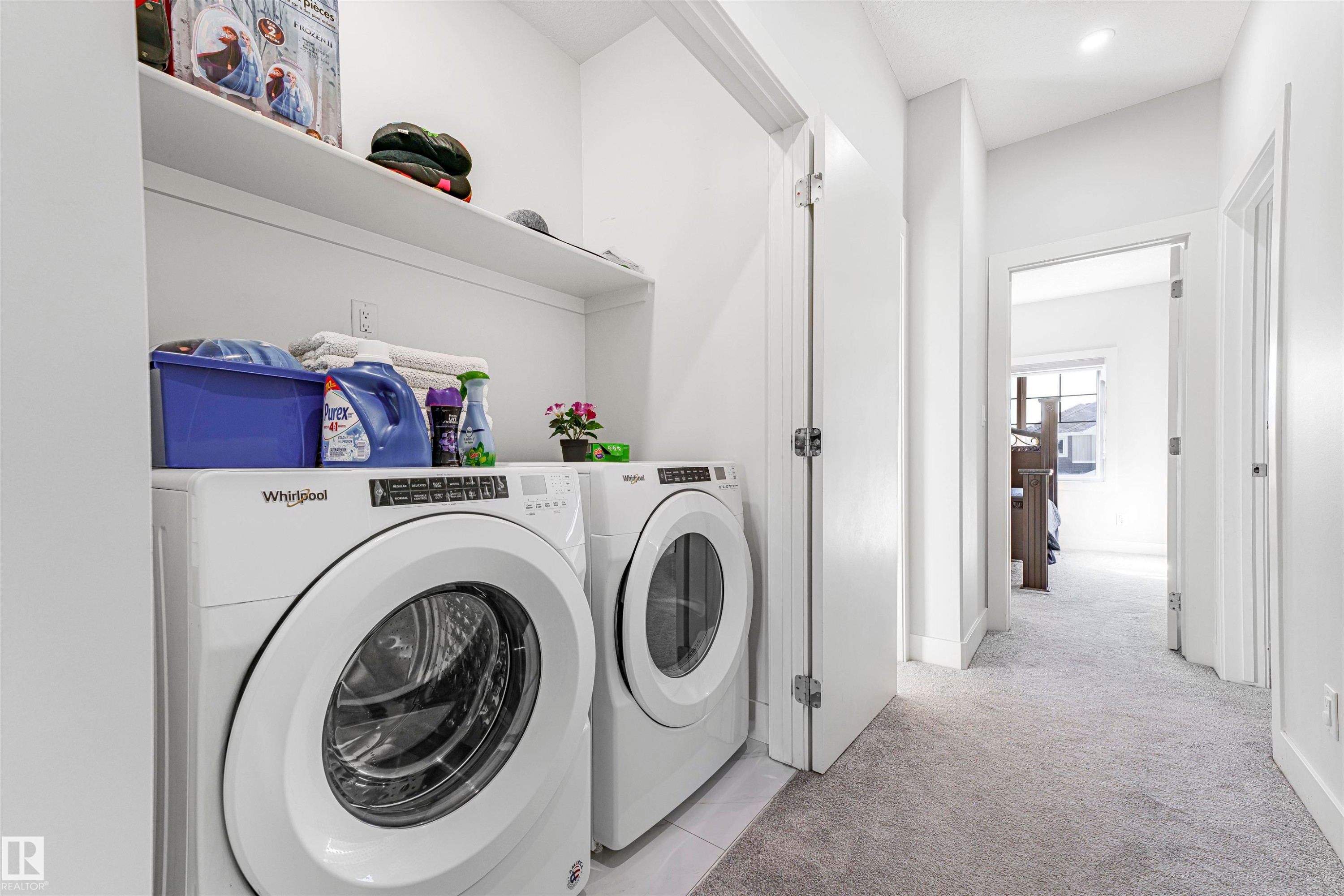 16212 32 Avenue Sw, Edmonton, AB - Indoor Photo Showing Laundry Room