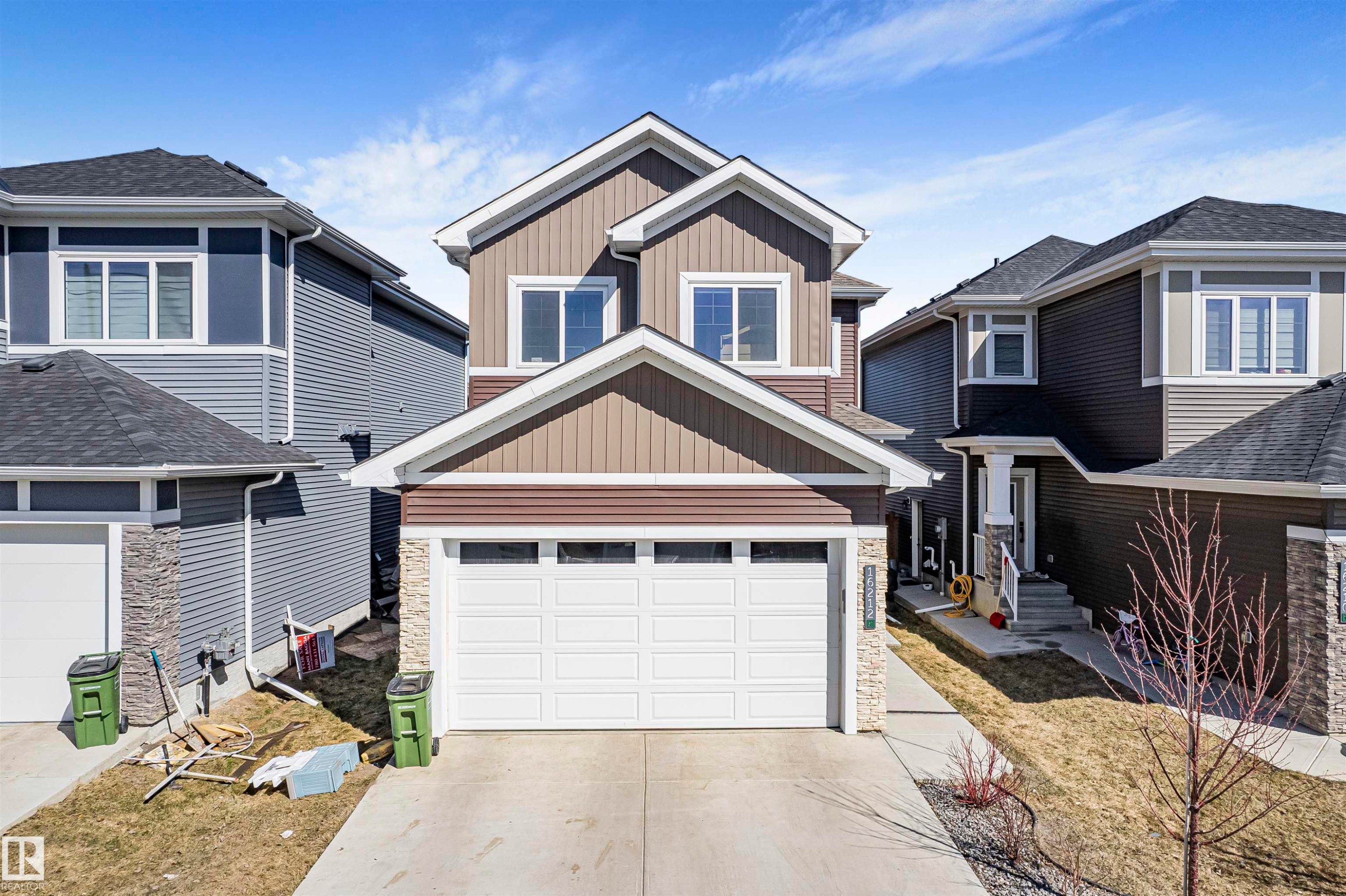 16212 32 Avenue Sw, Edmonton, AB - Outdoor With Facade