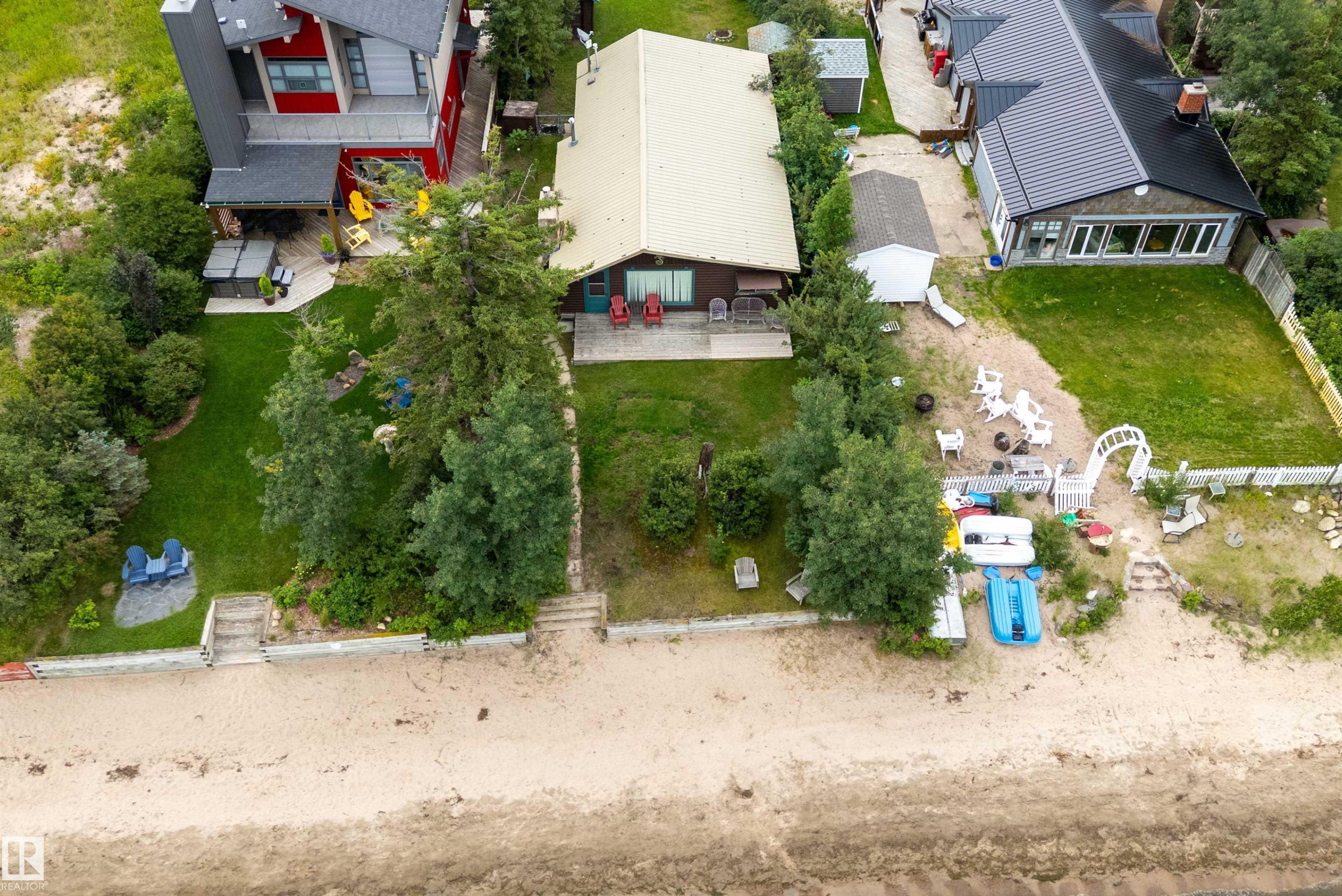207 1St Avenue, Rural Wetaskiwin County, AB - Outdoor