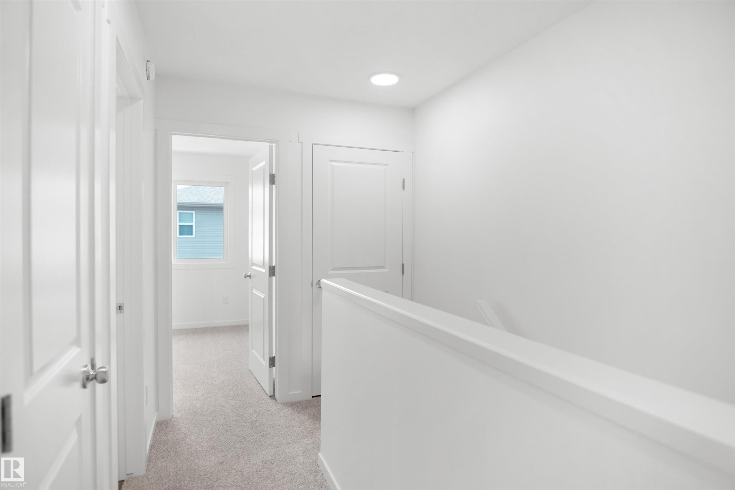 #35 1009 Cy Becker Rd Nw, Edmonton, AB - Indoor Photo Showing Other Room