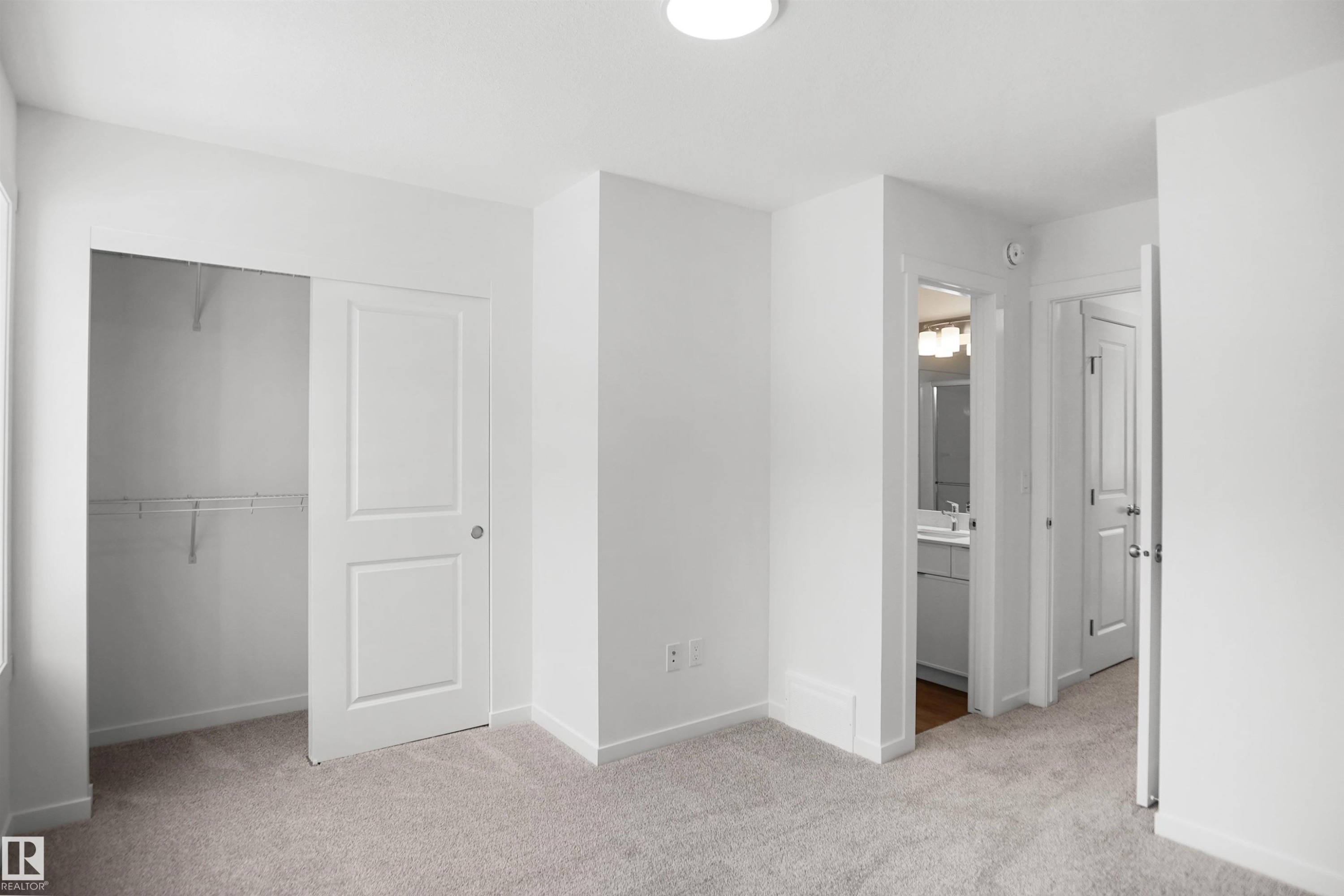 #35 1009 Cy Becker Rd Nw, Edmonton, AB - Indoor