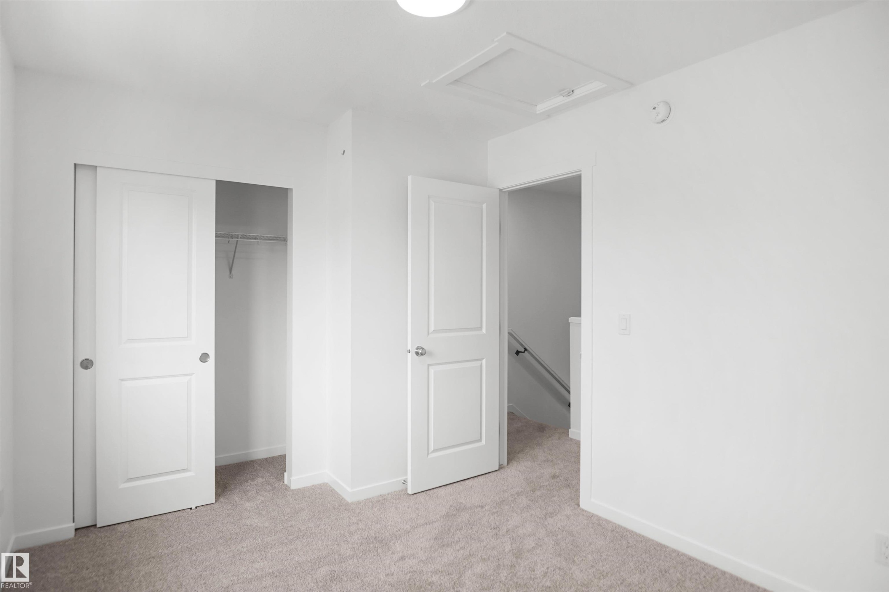 #35 1009 Cy Becker Rd Nw, Edmonton, AB - Indoor Photo Showing Other Room