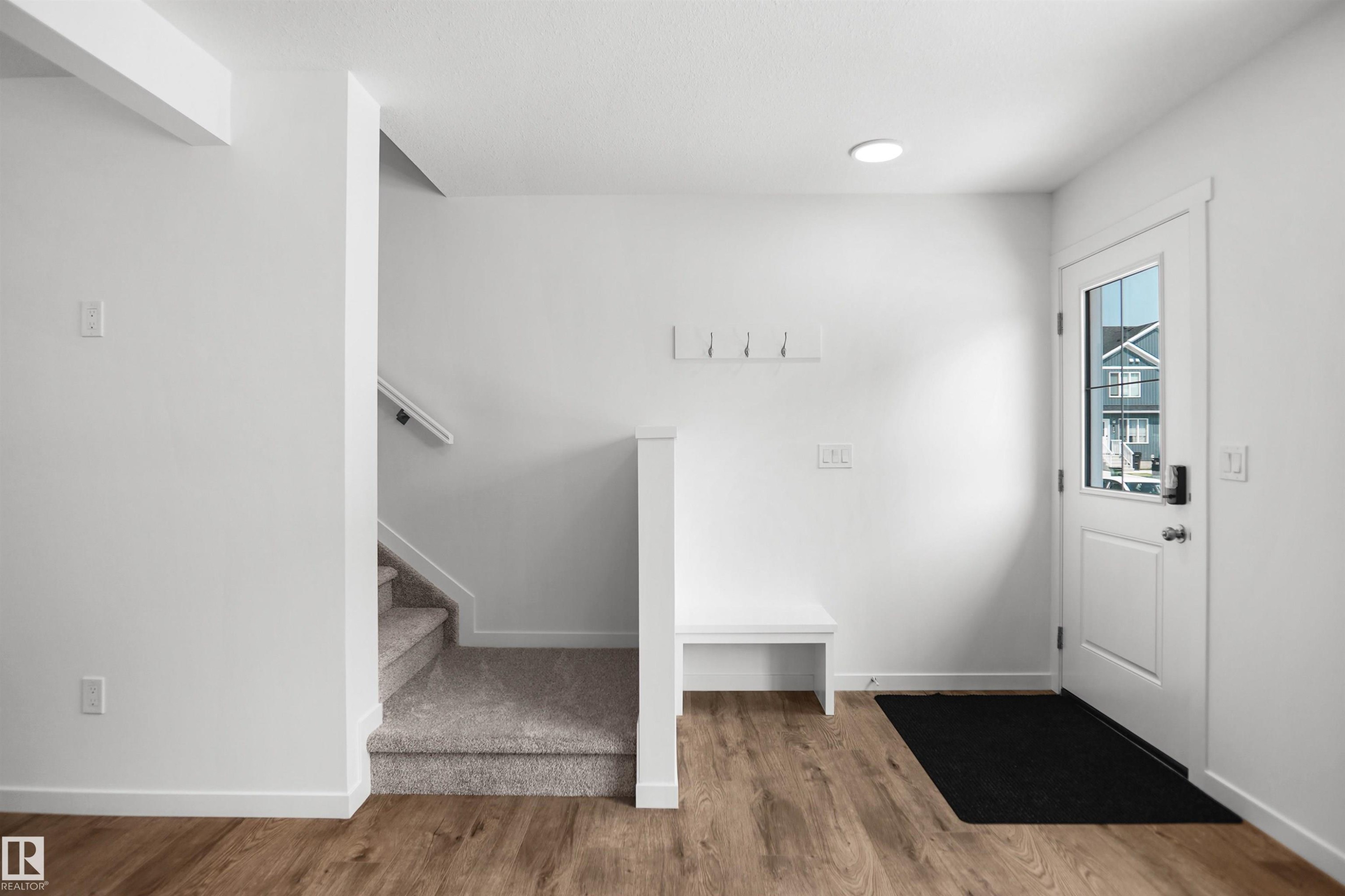 #35 1009 Cy Becker Rd Nw, Edmonton, AB - Indoor Photo Showing Other Room