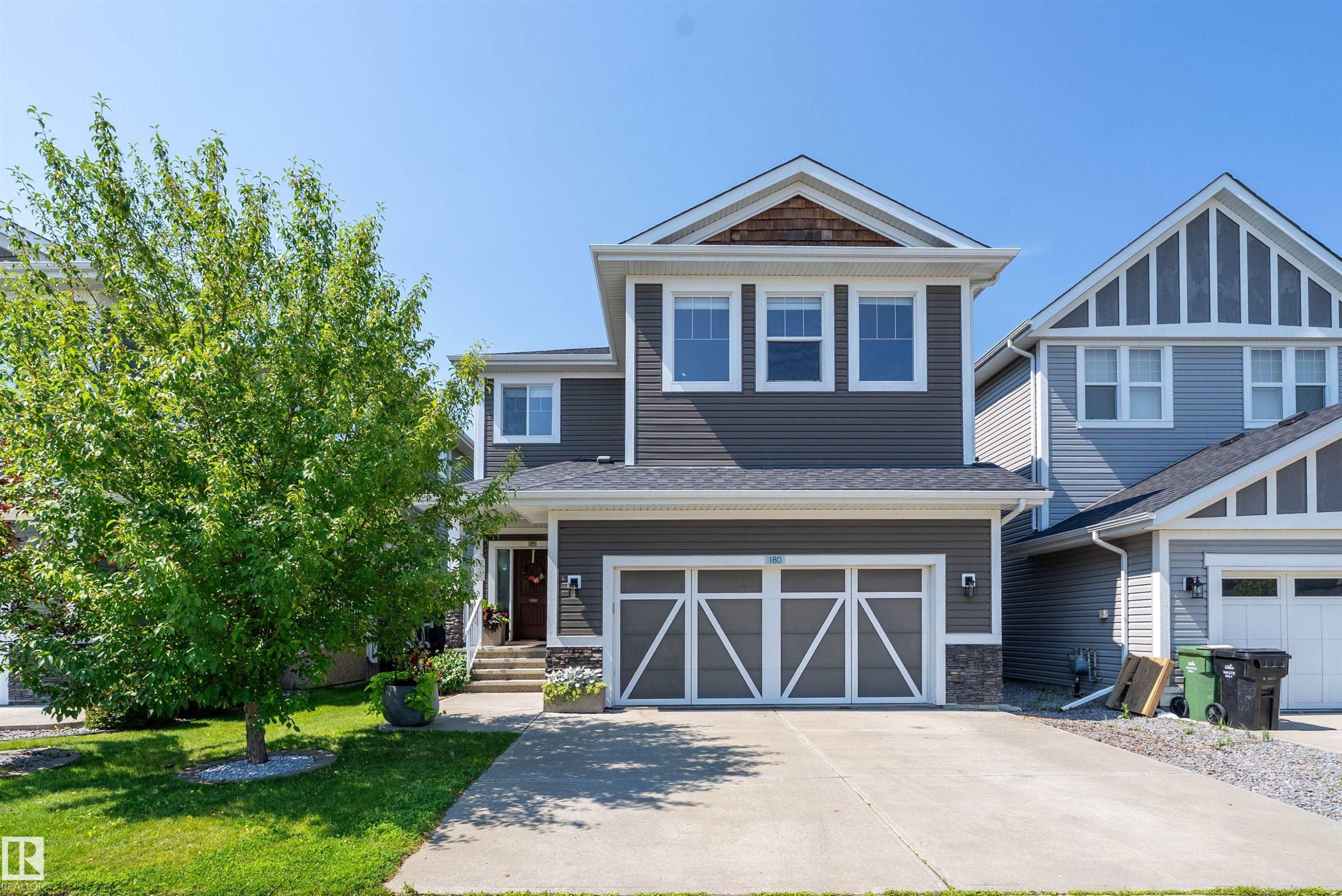 180 Sheppard Circle, Leduc, AB - Outdoor With Facade