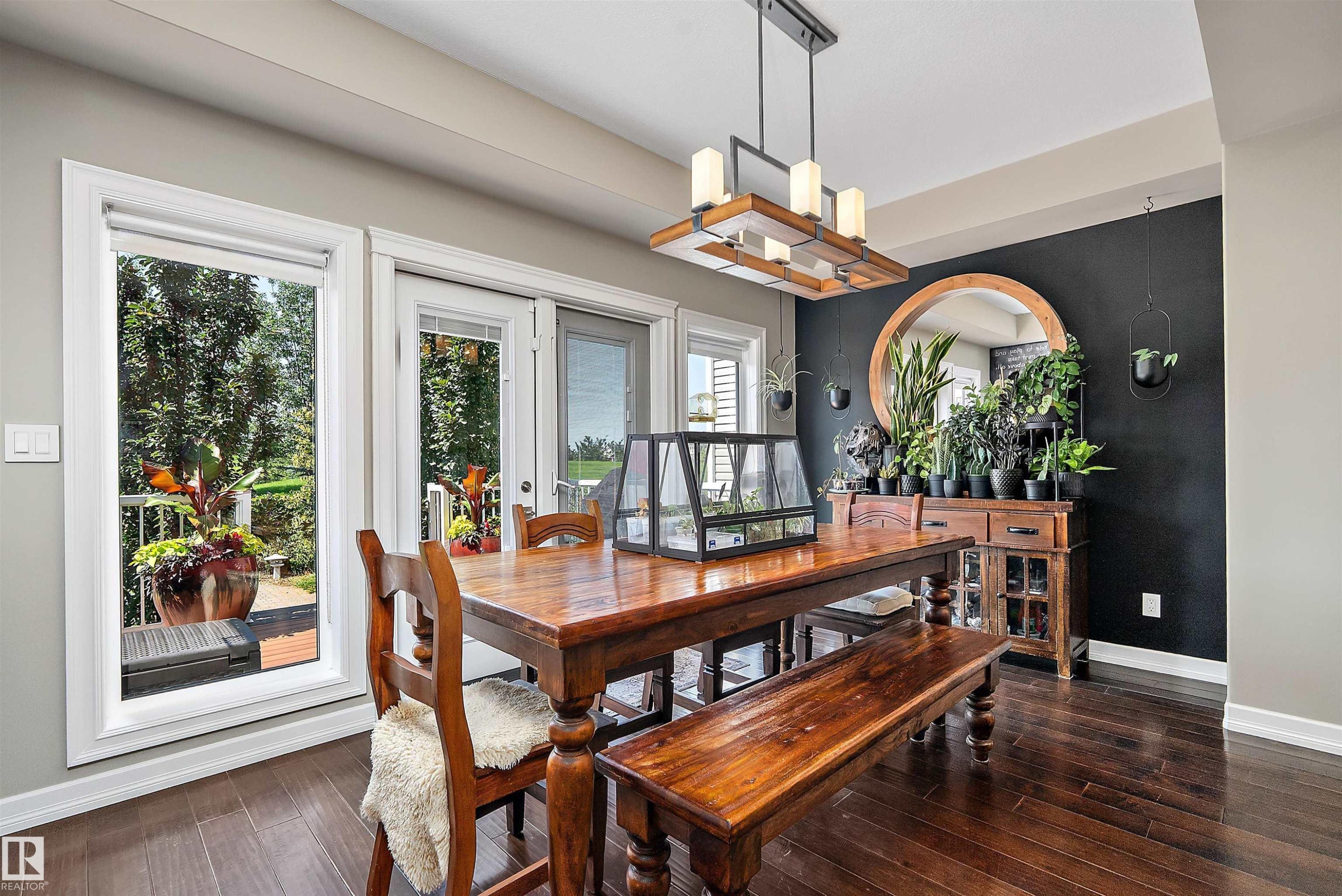 180 Sheppard Circle, Leduc, AB - Indoor Photo Showing Dining Room