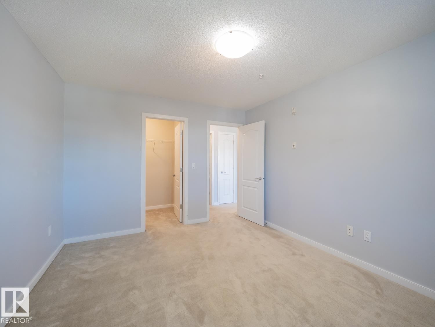 #216 392 Silverberry Road Nw, Edmonton, AB - Indoor Photo Showing Other Room