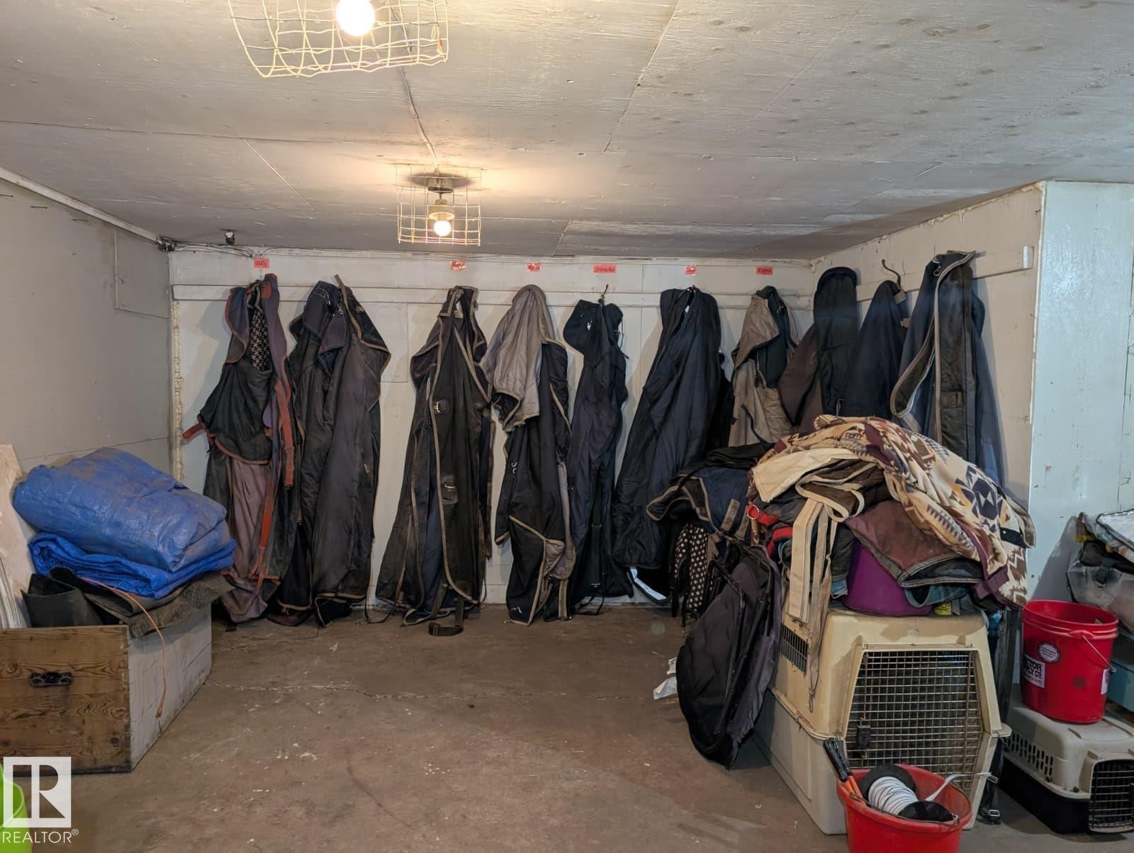 50120 Rge Rd 270, Rural Leduc County, AB - Indoor With Storage