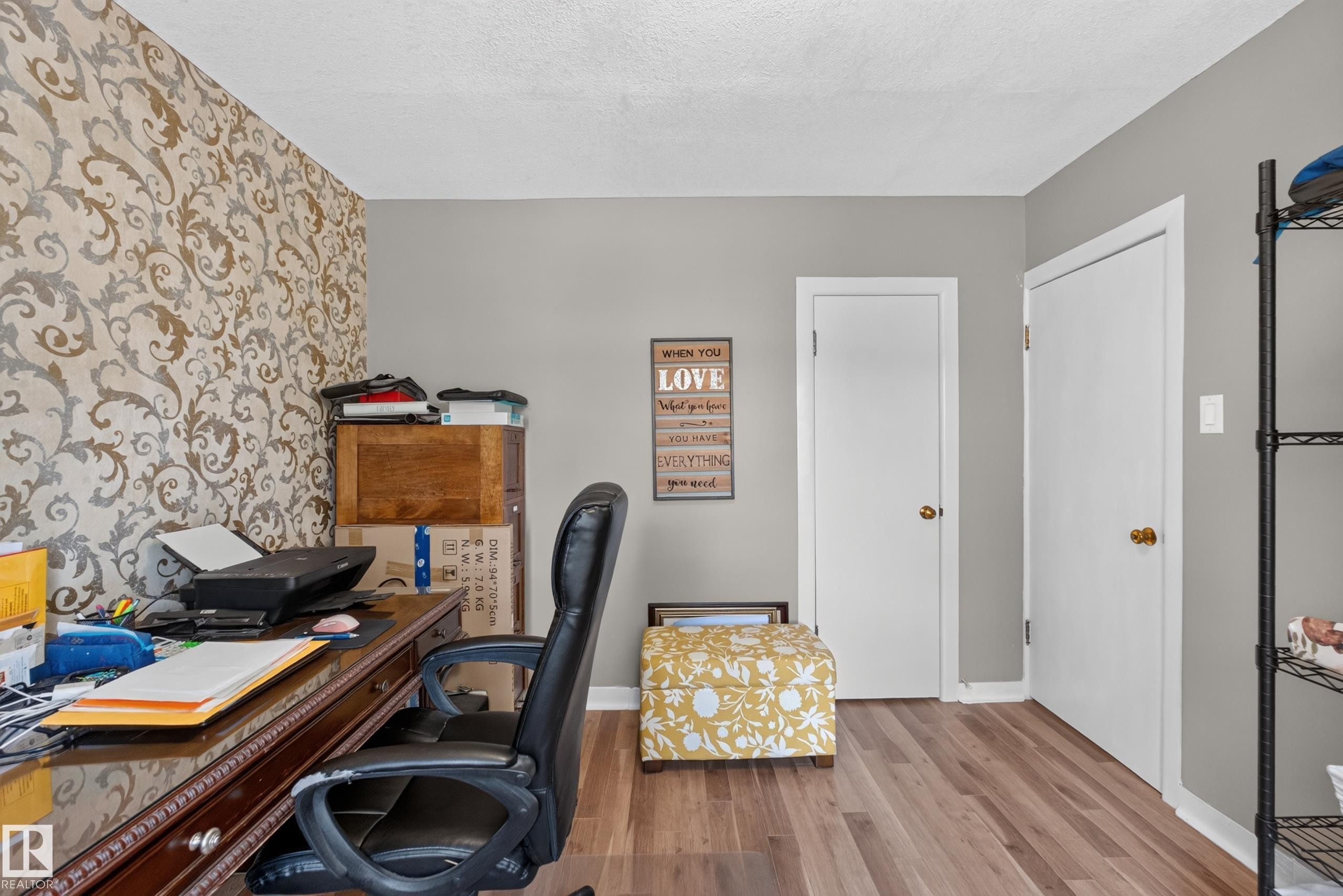 50120 Rge Rd 270, Rural Leduc County, AB - Indoor Photo Showing Office