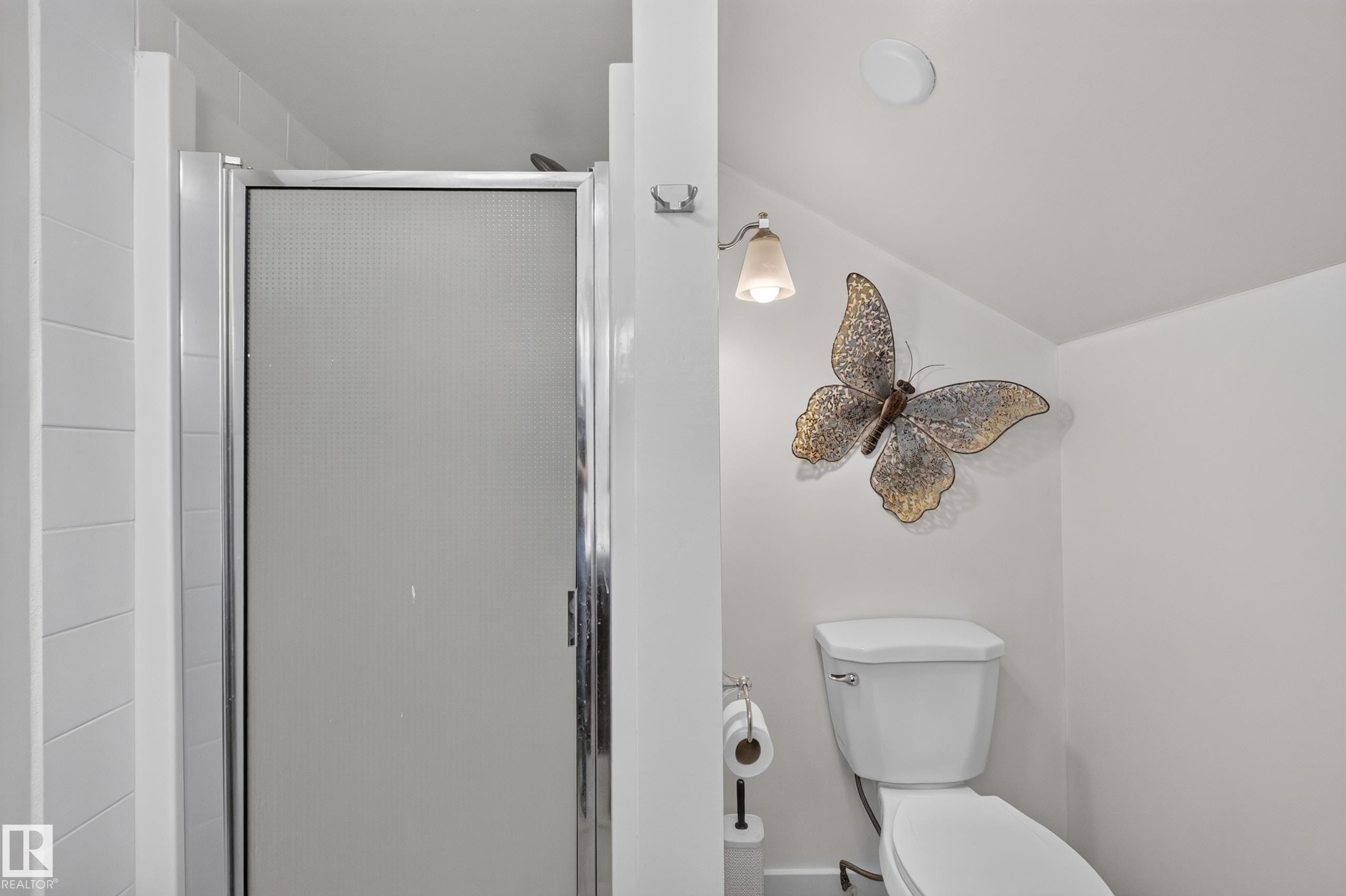 50120 Rge Rd 270, Rural Leduc County, AB - Indoor Photo Showing Bathroom